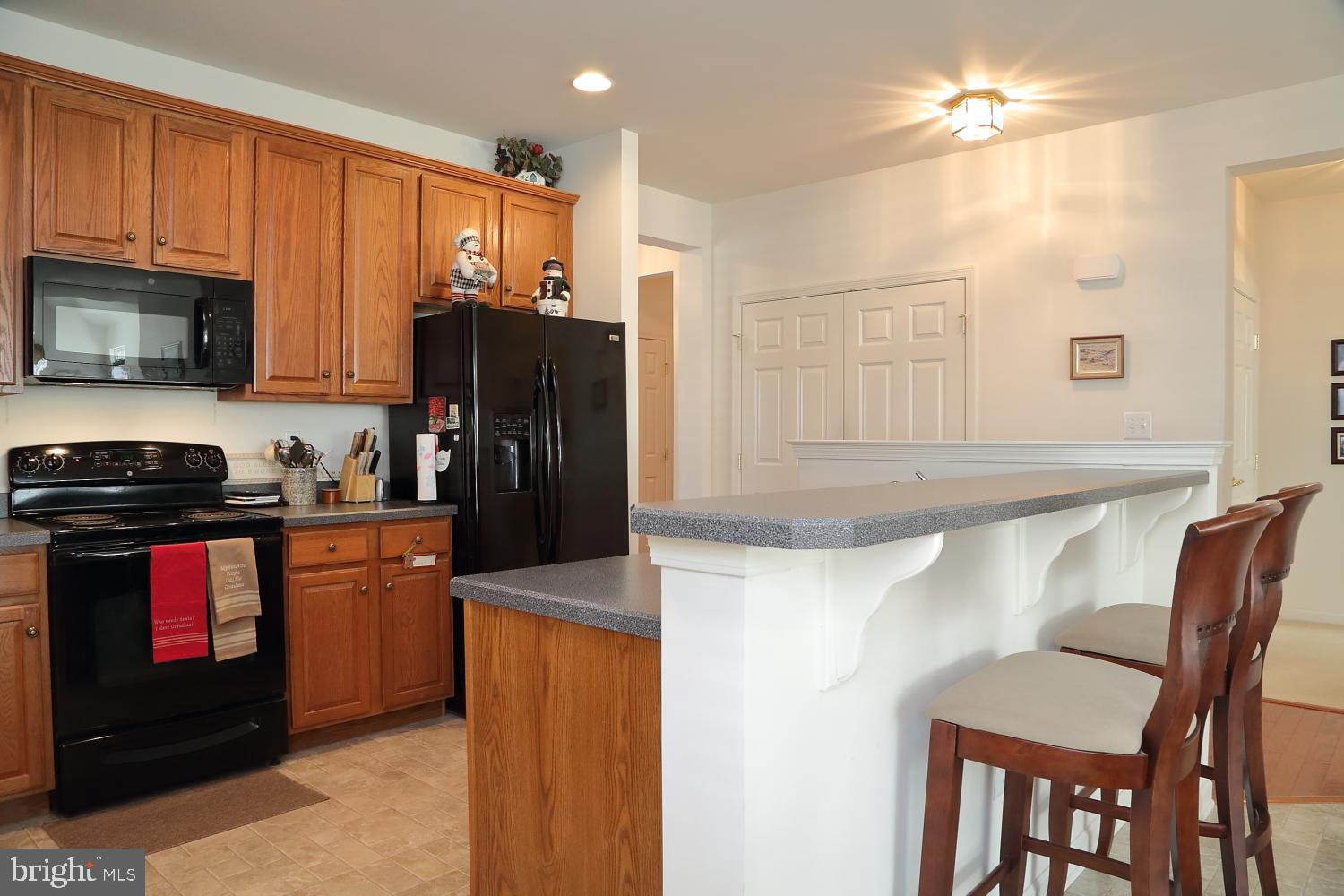FOUR SEASONS AT ELM TREE - Residential
