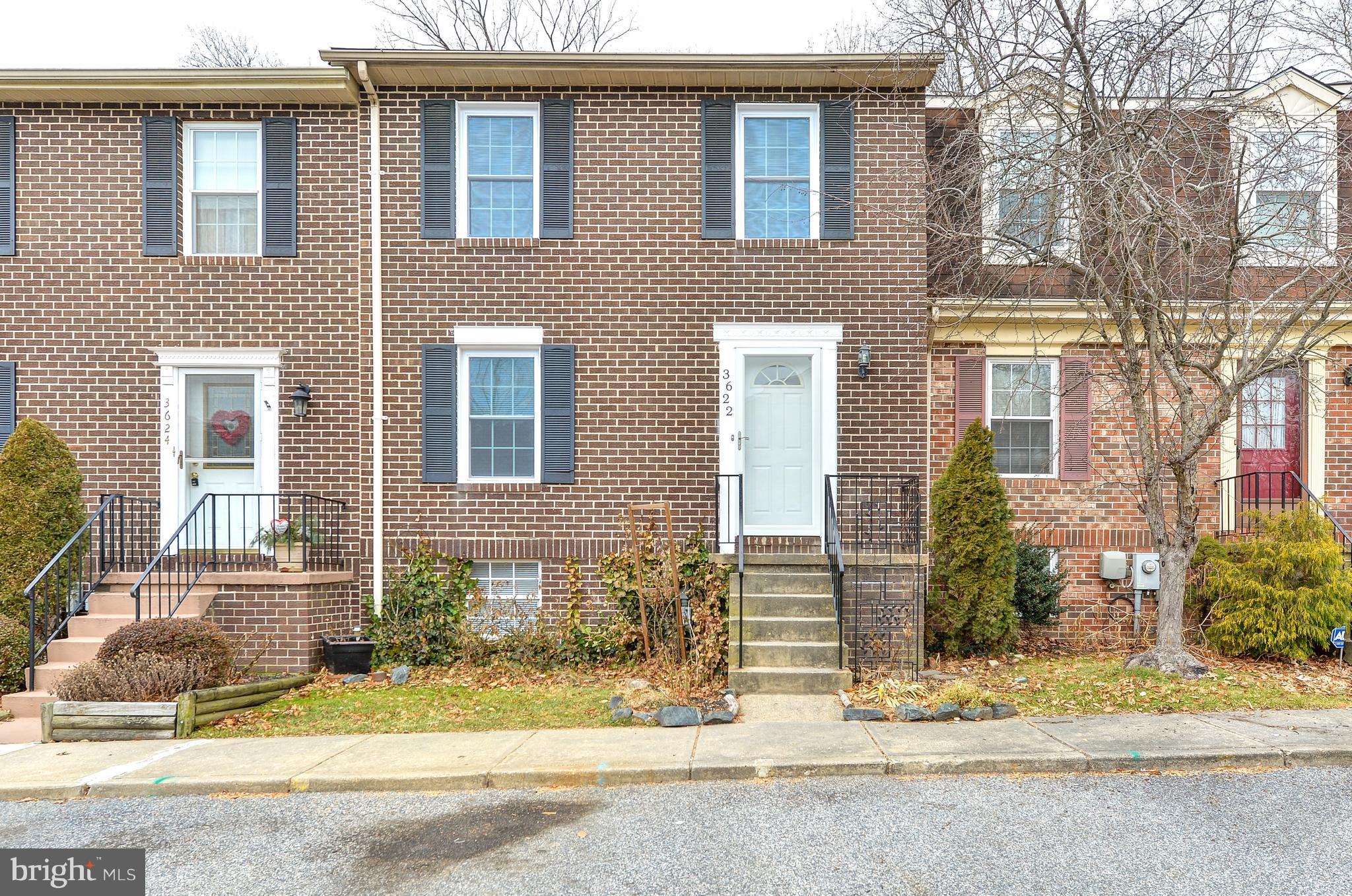 WOODSDALE MANOR - Residential