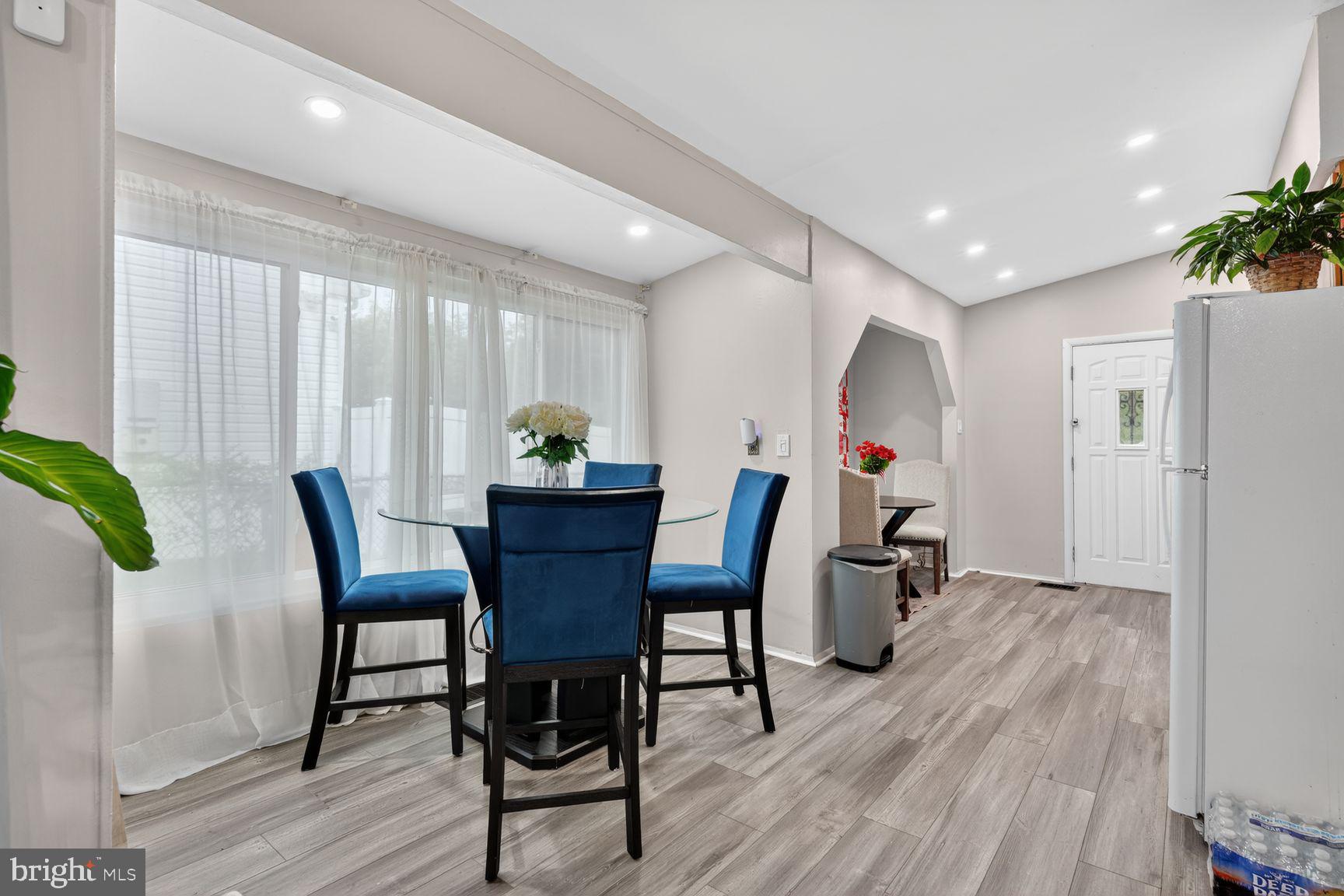 221 SENECA DRIVE