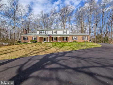3 Running Brook Road, Glen Mills, PA MLS: PADE2111666