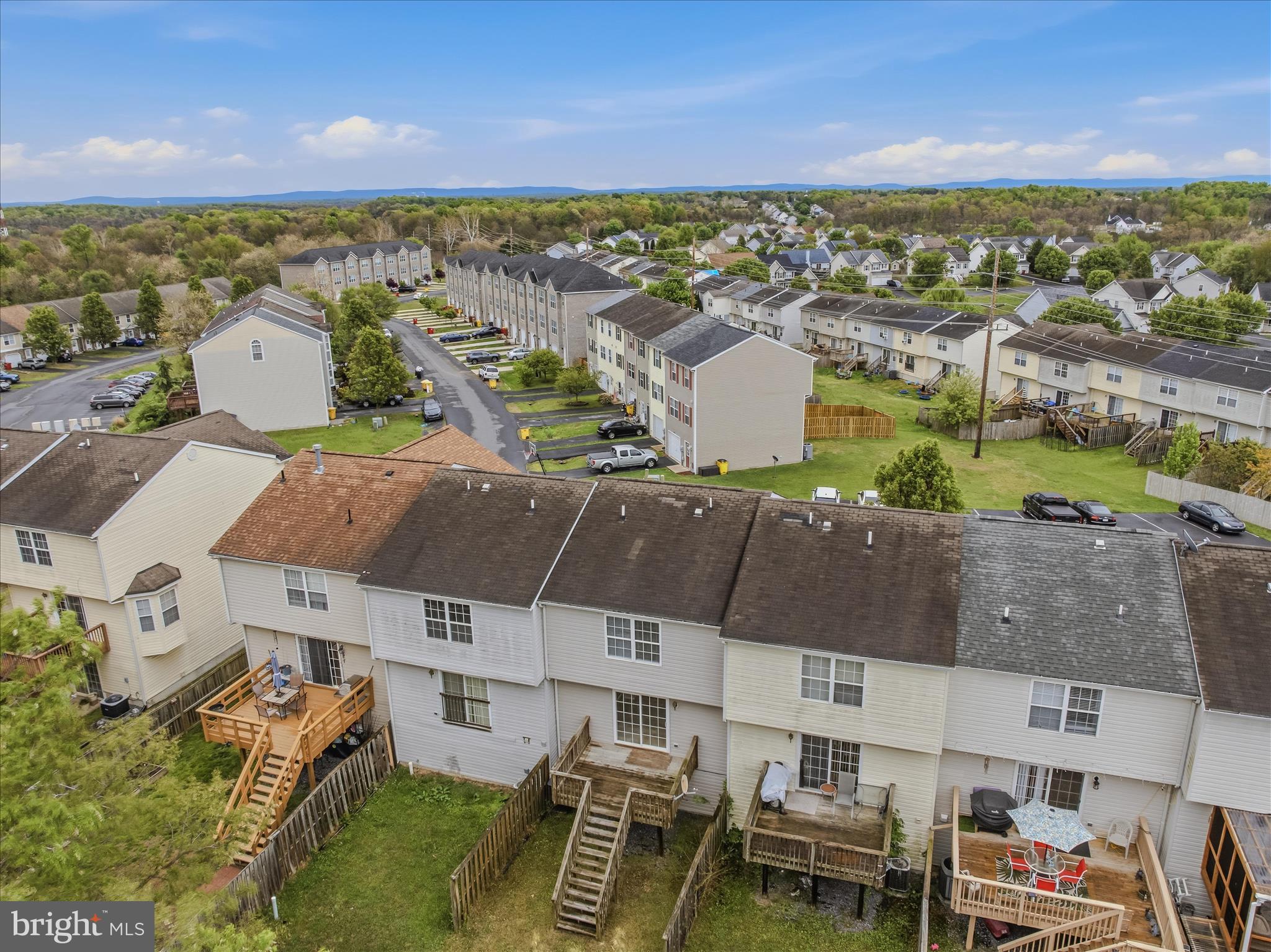 MILLS FARM - Residential
