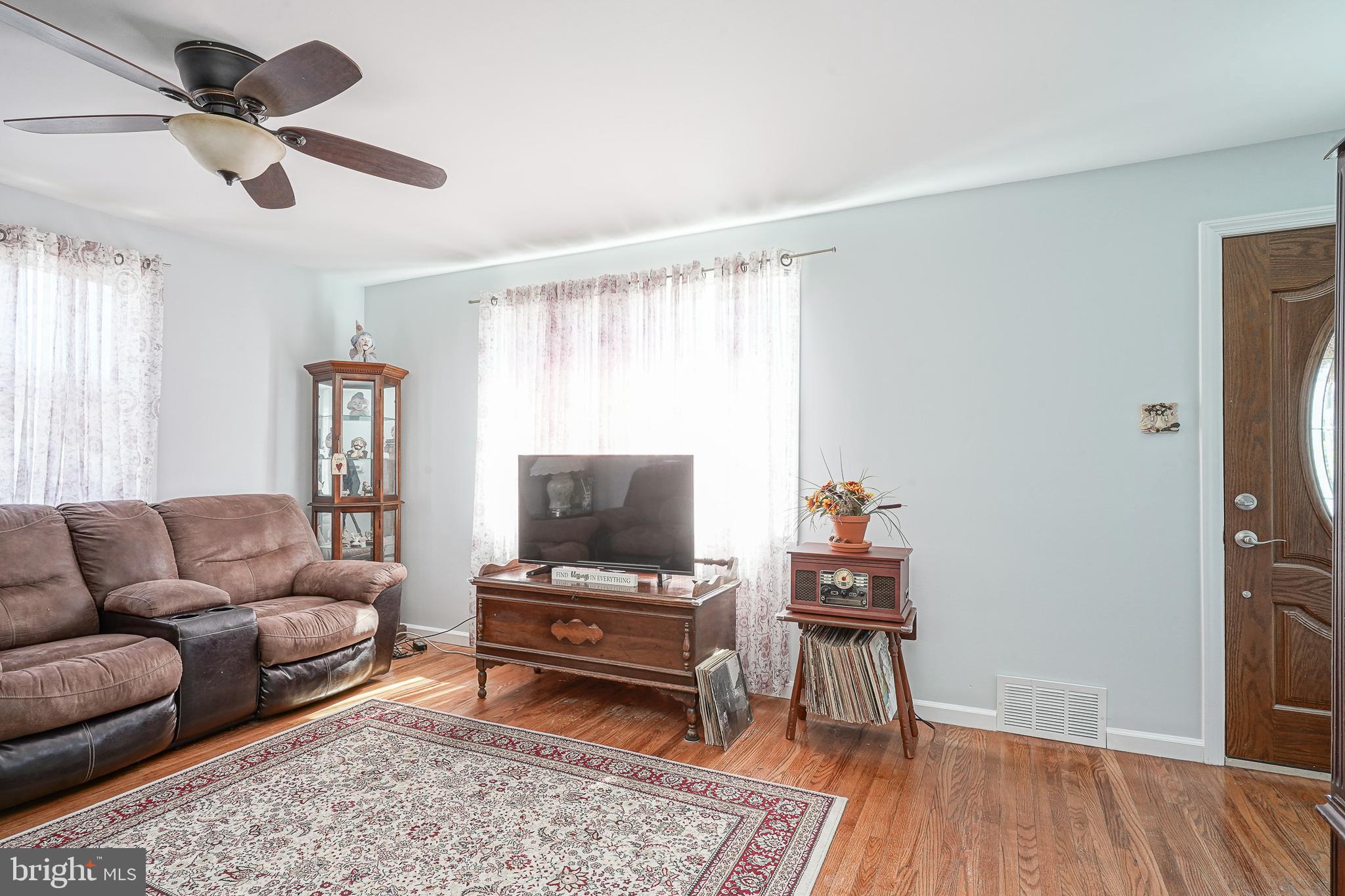 125 CORNELL AVENUE