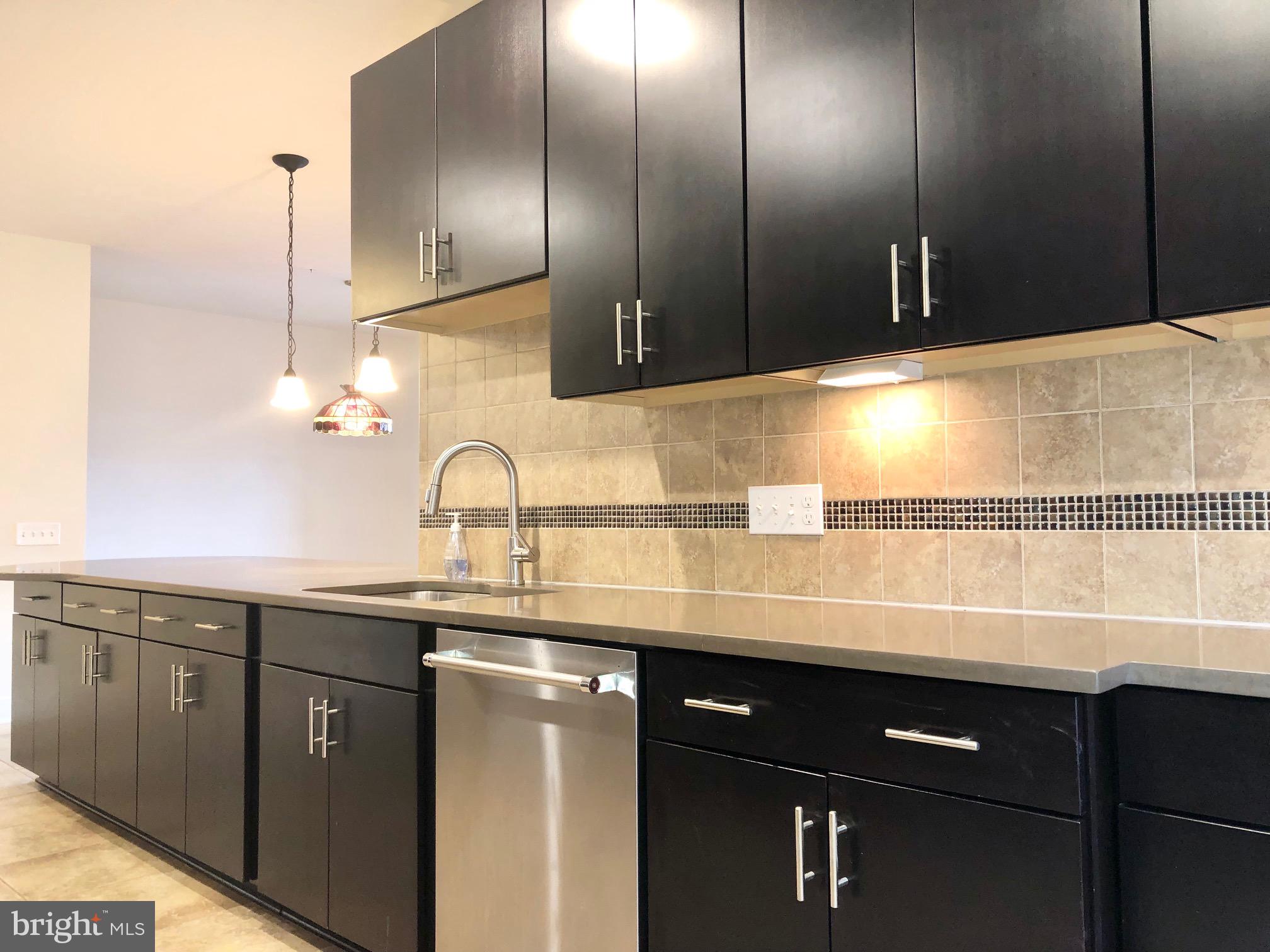 FLATS AT METROWEST - Residential Lease