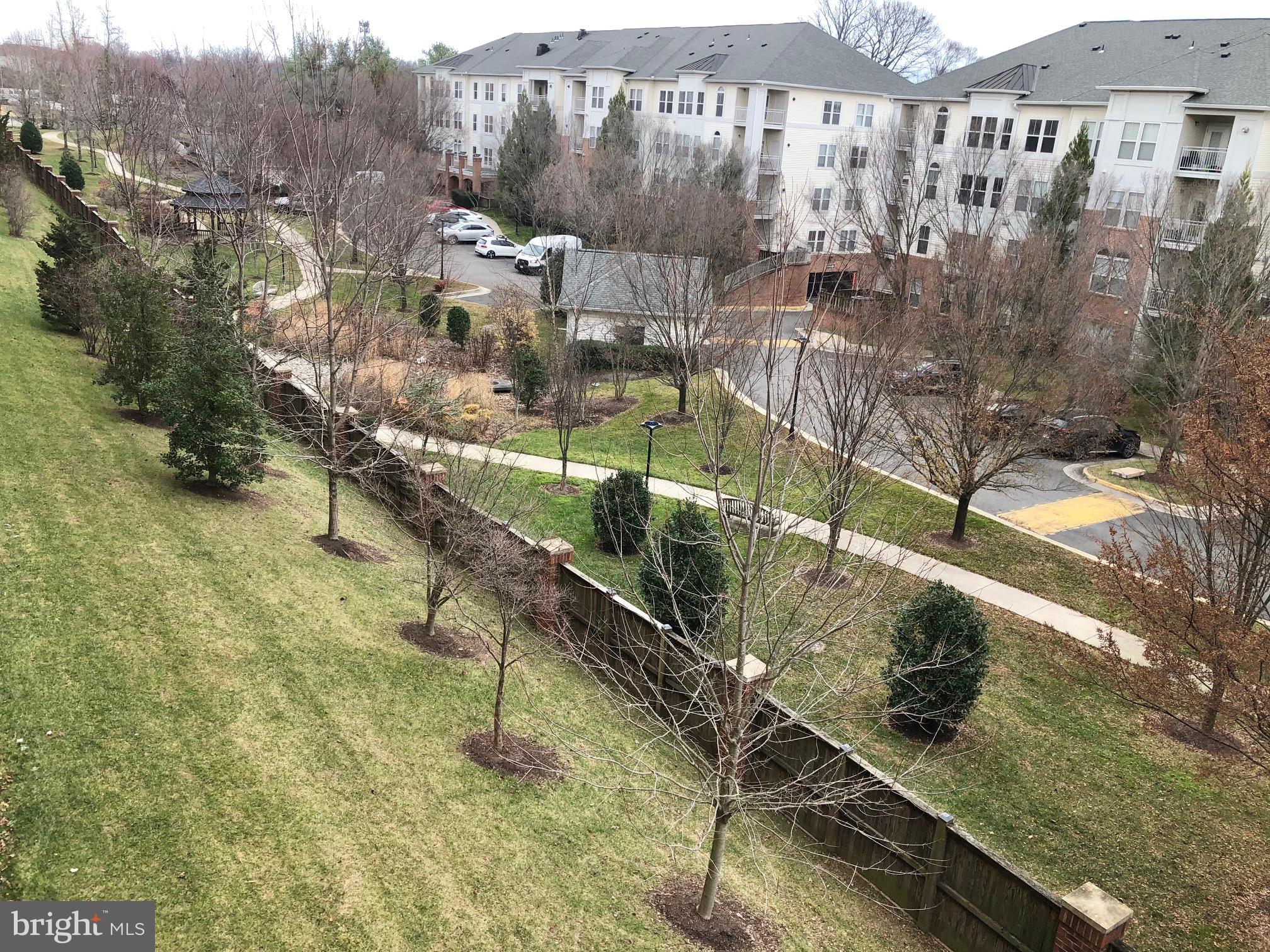 FLATS AT METROWEST - Residential Lease