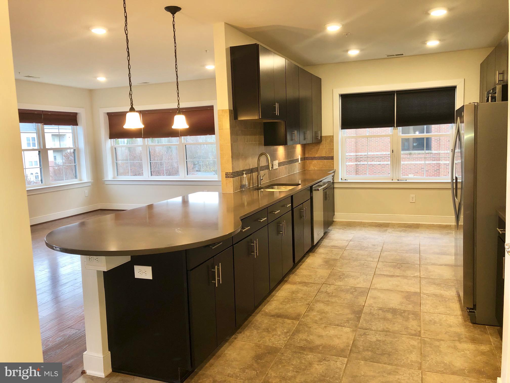 FLATS AT METROWEST - Residential Lease