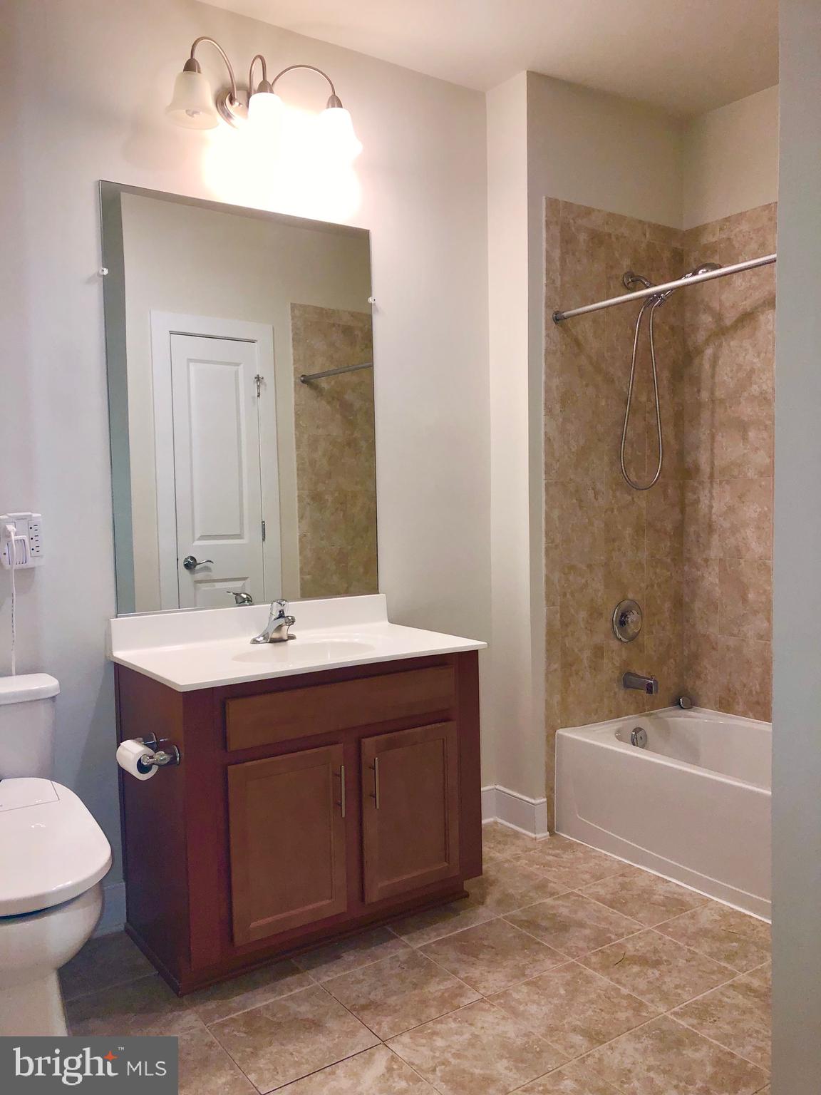 FLATS AT METROWEST - Residential Lease