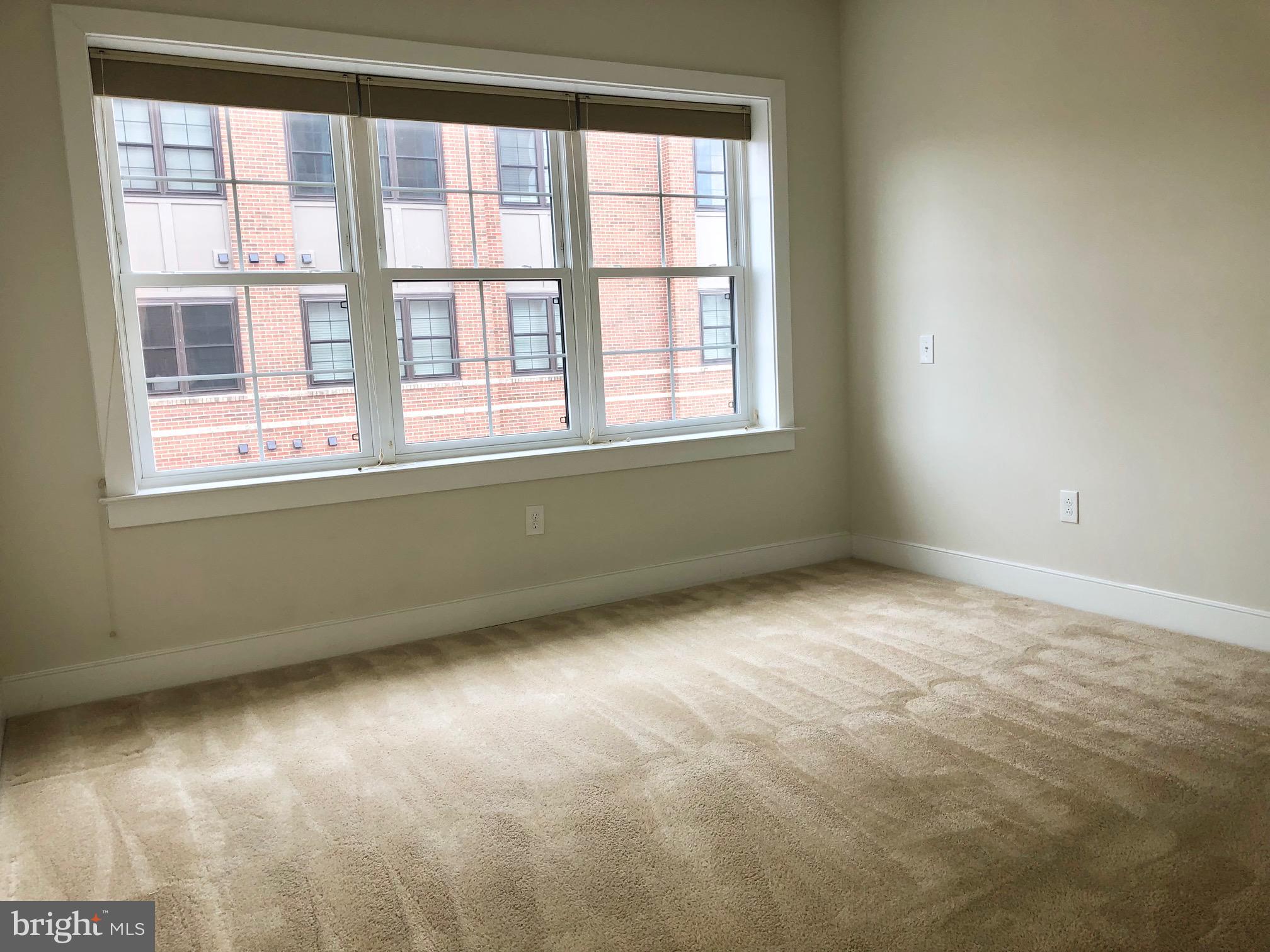 FLATS AT METROWEST - Residential Lease