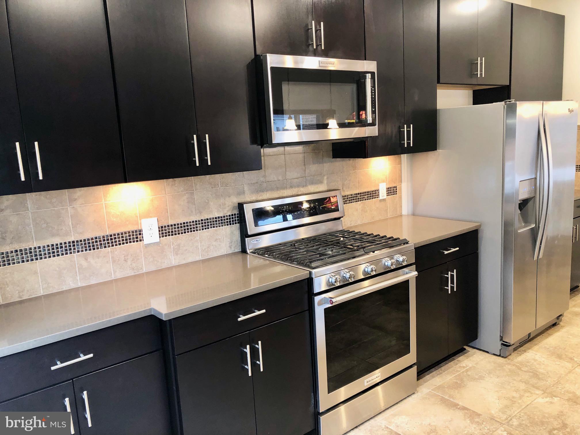 FLATS AT METROWEST - Residential Lease