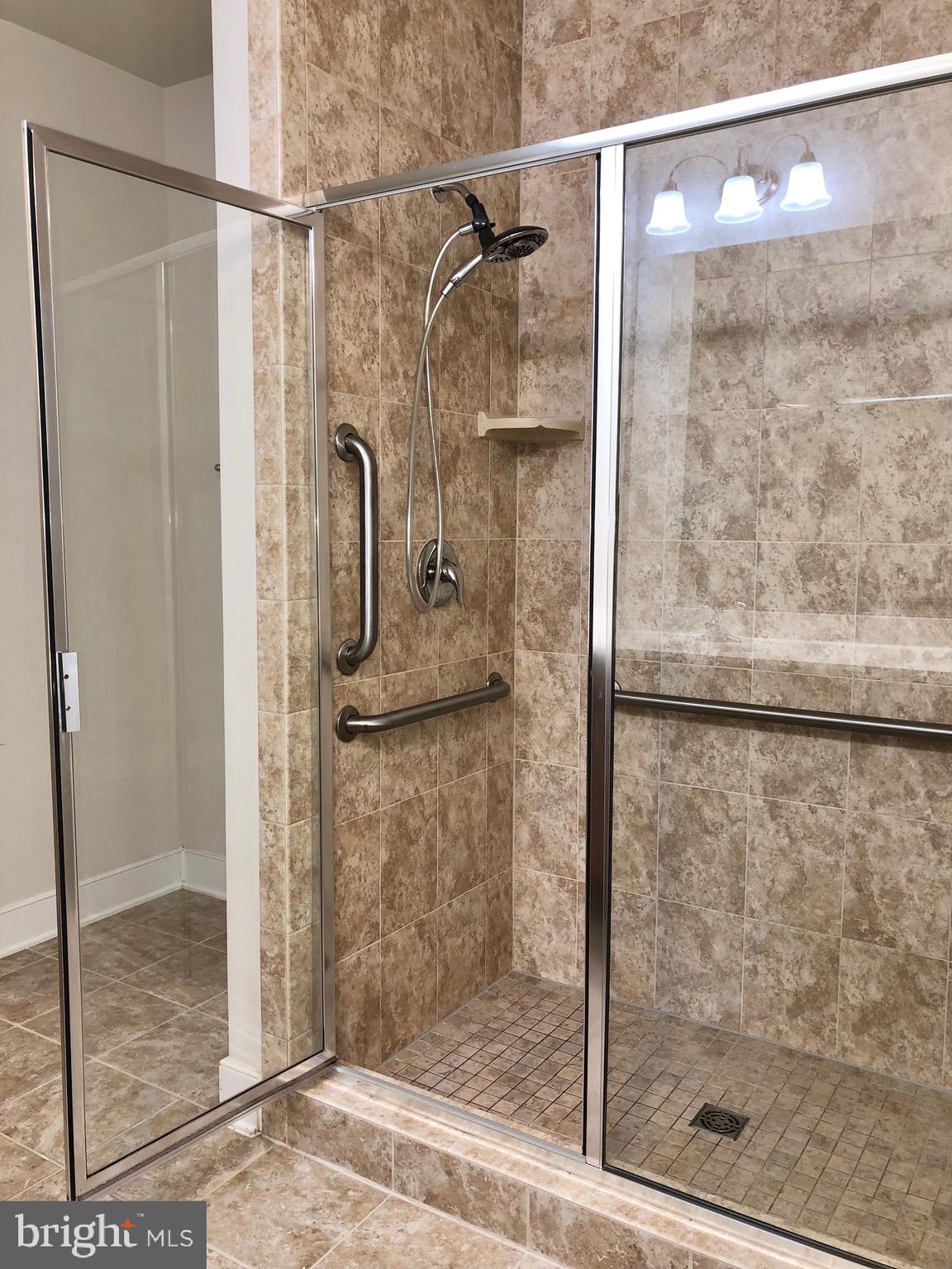 FLATS AT METROWEST - Residential Lease