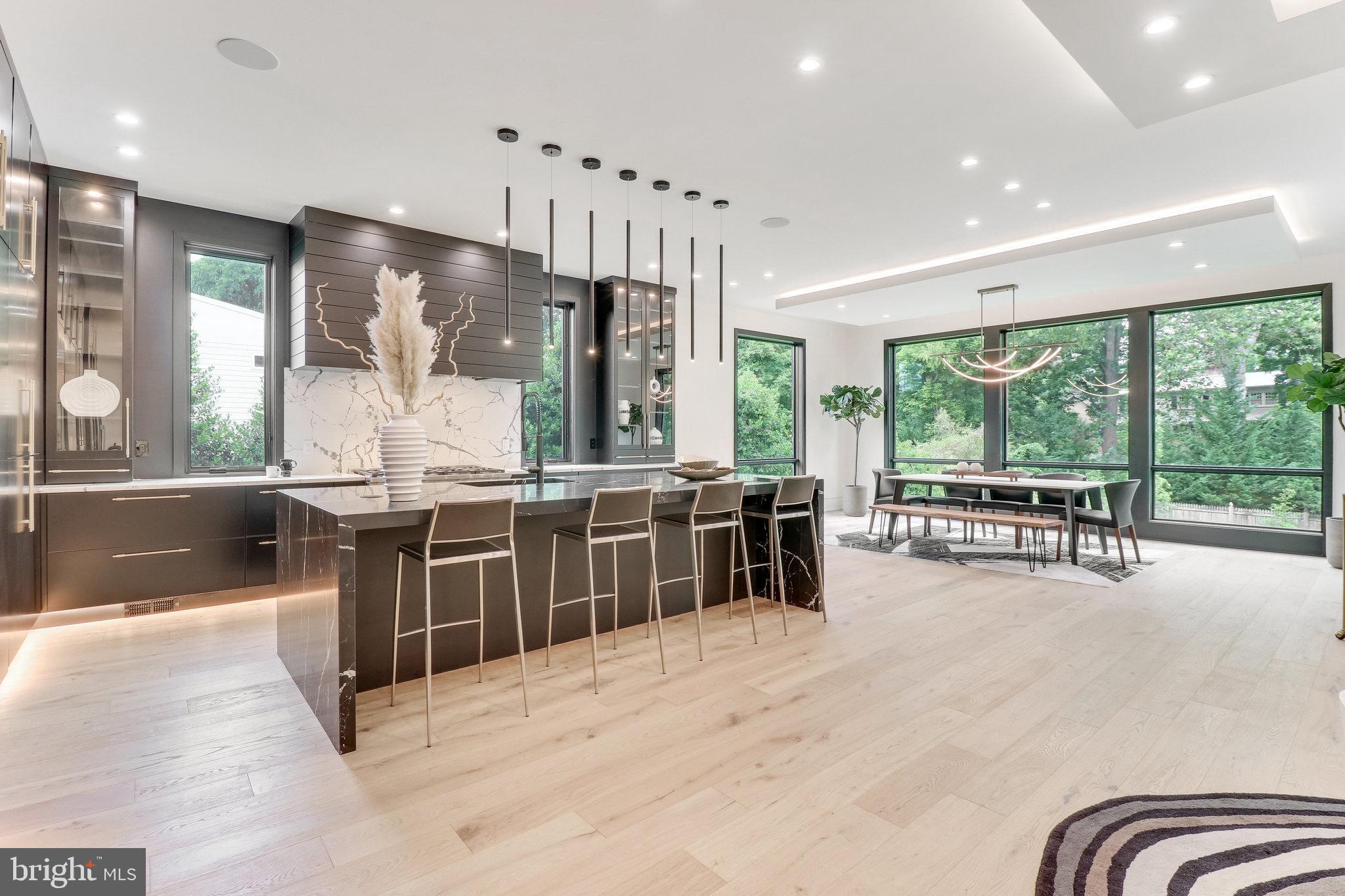 GEORGETOWN PIKE - Residential