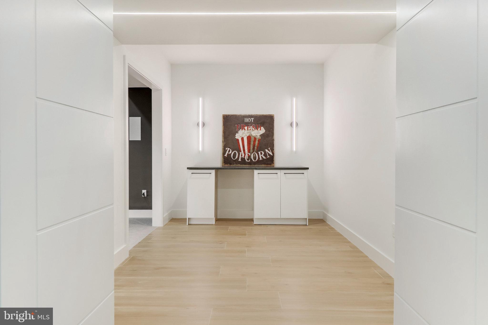 GEORGETOWN PIKE - Residential