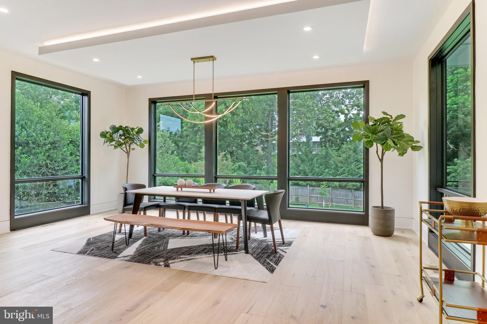 GEORGETOWN PIKE - Residential