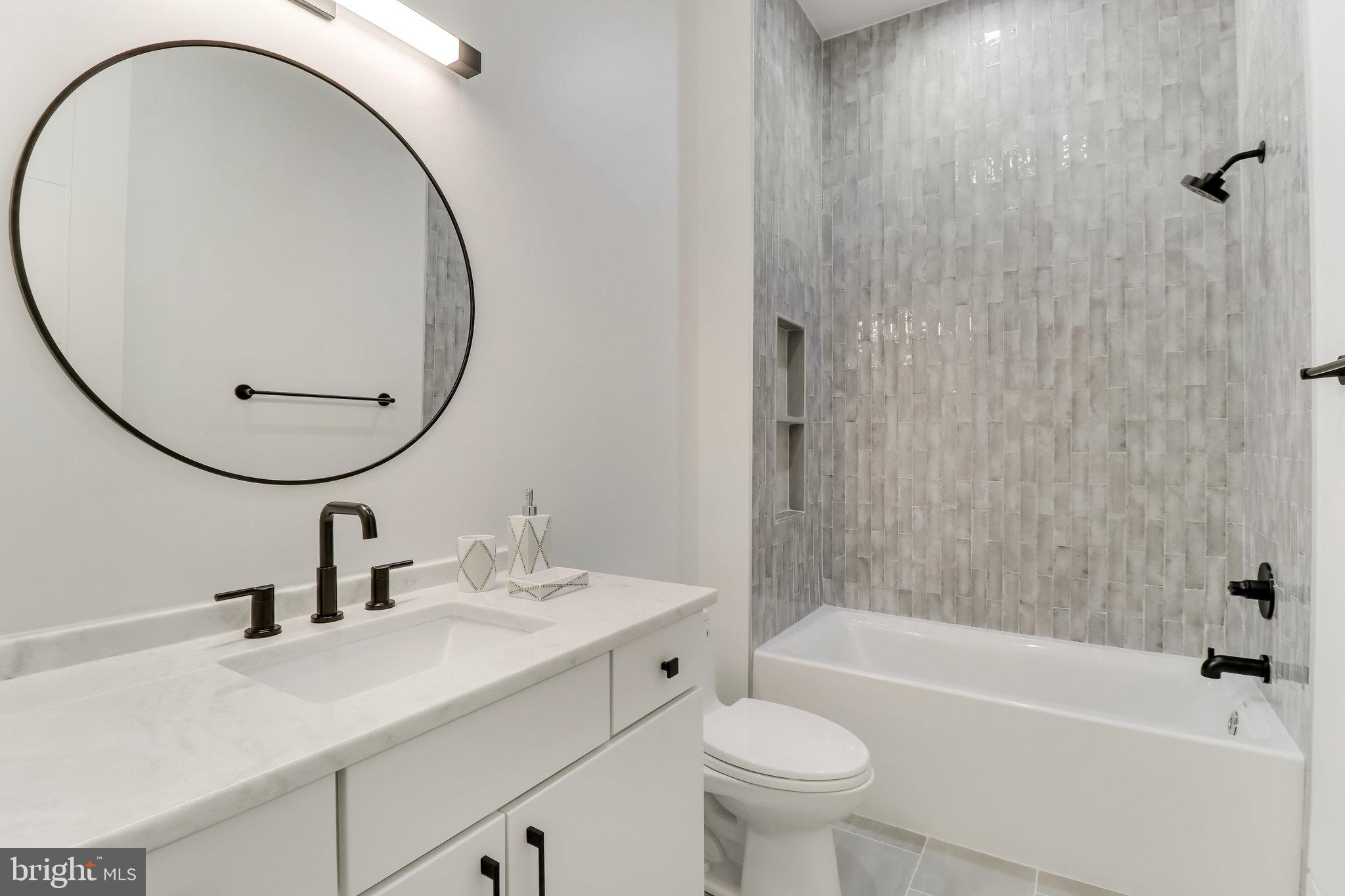 GEORGETOWN PIKE - Residential