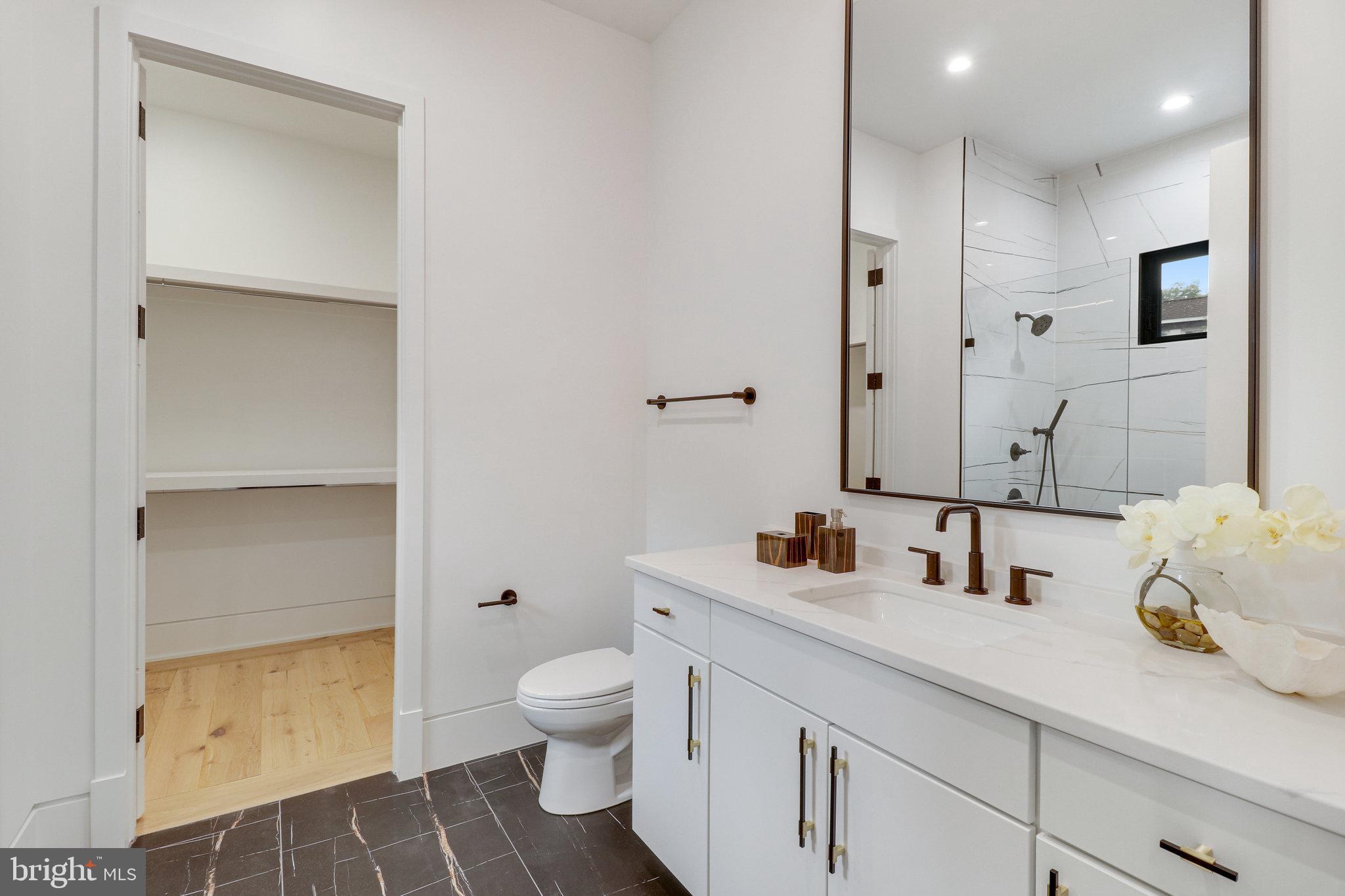 GEORGETOWN PIKE - Residential