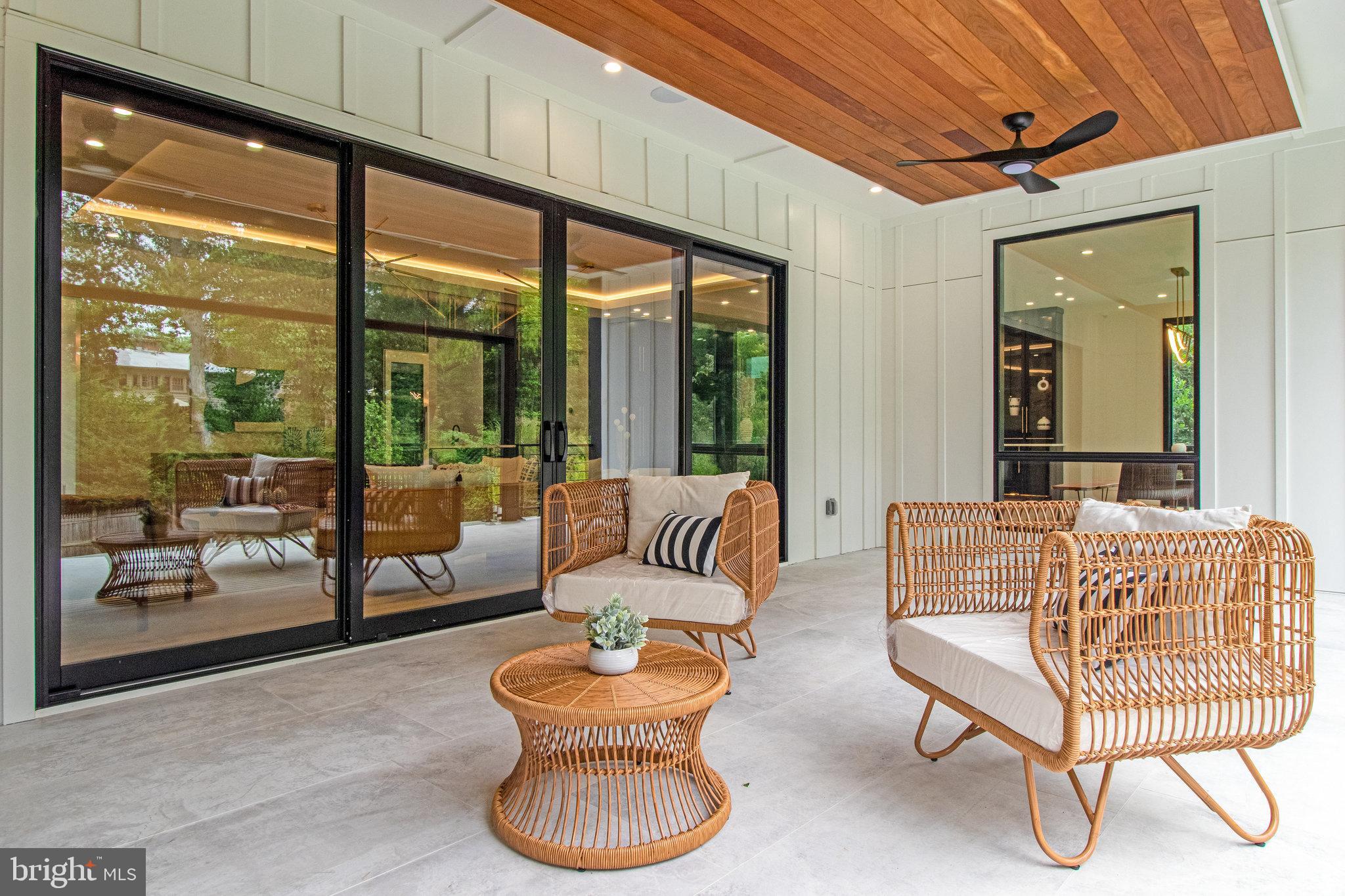 GEORGETOWN PIKE - Residential