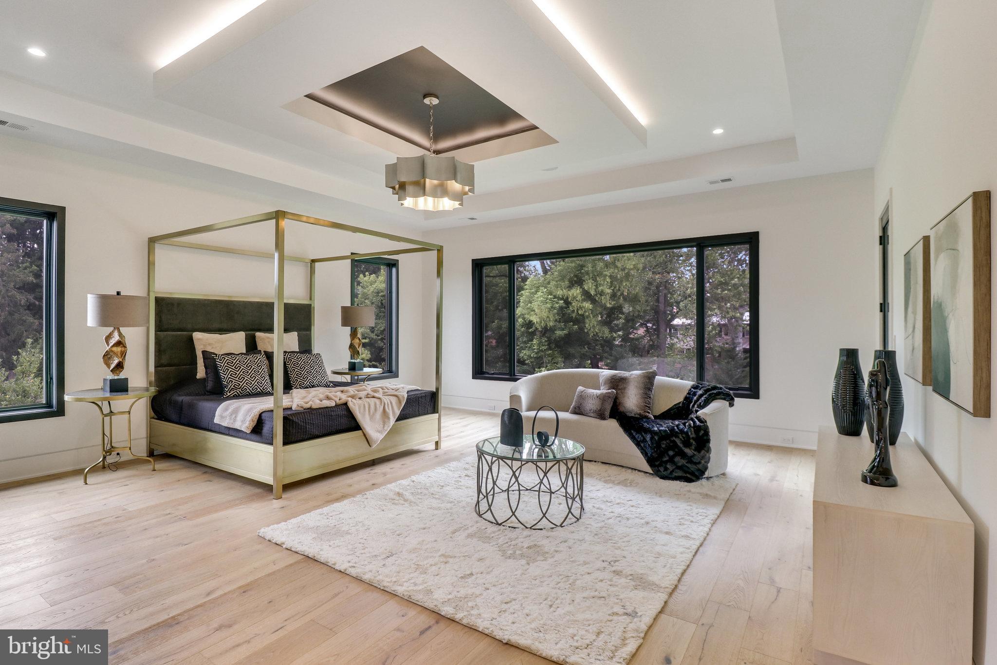 GEORGETOWN PIKE - Residential