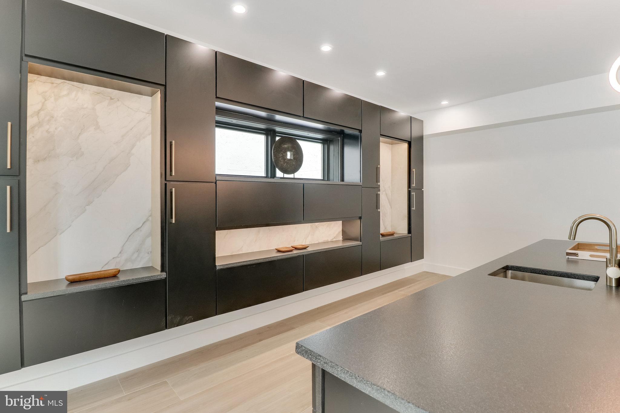 GEORGETOWN PIKE - Residential