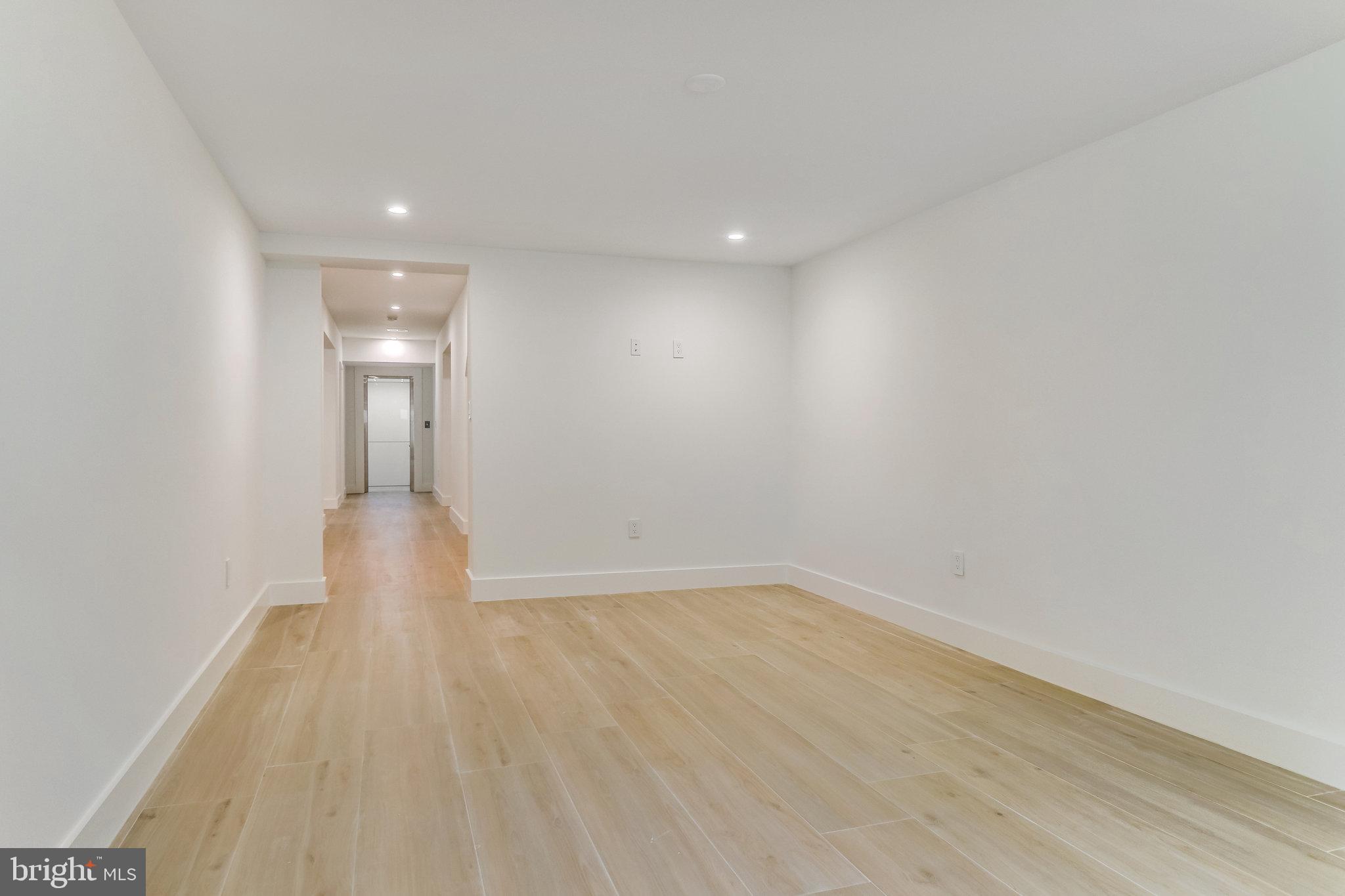 GEORGETOWN PIKE - Residential