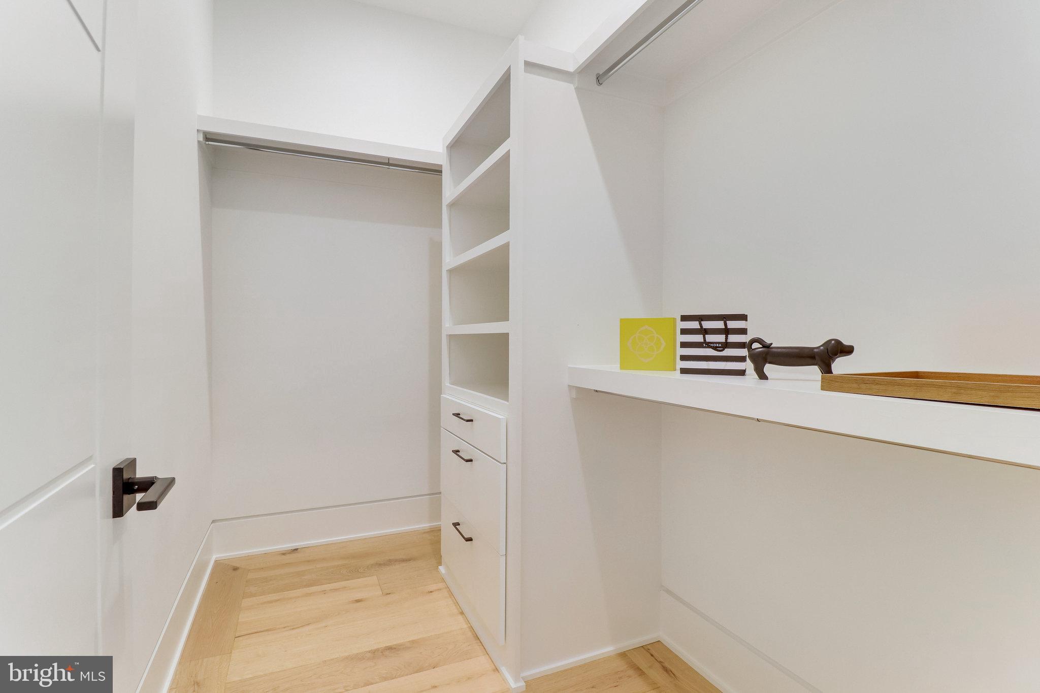 GEORGETOWN PIKE - Residential