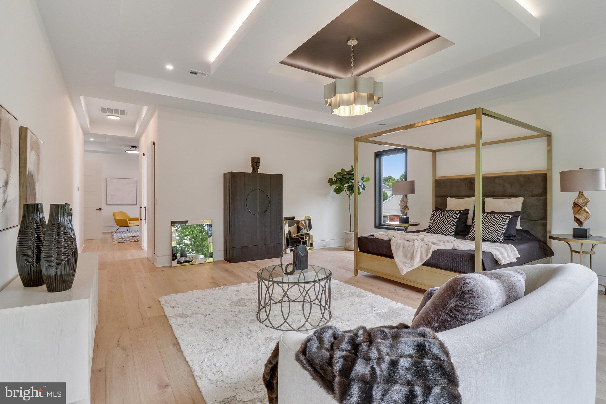 GEORGETOWN PIKE - Residential