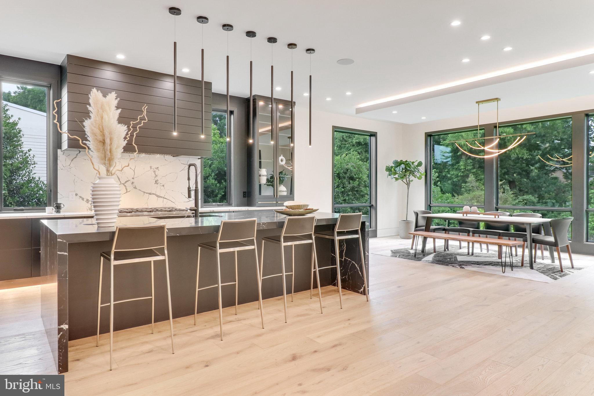 GEORGETOWN PIKE - Residential