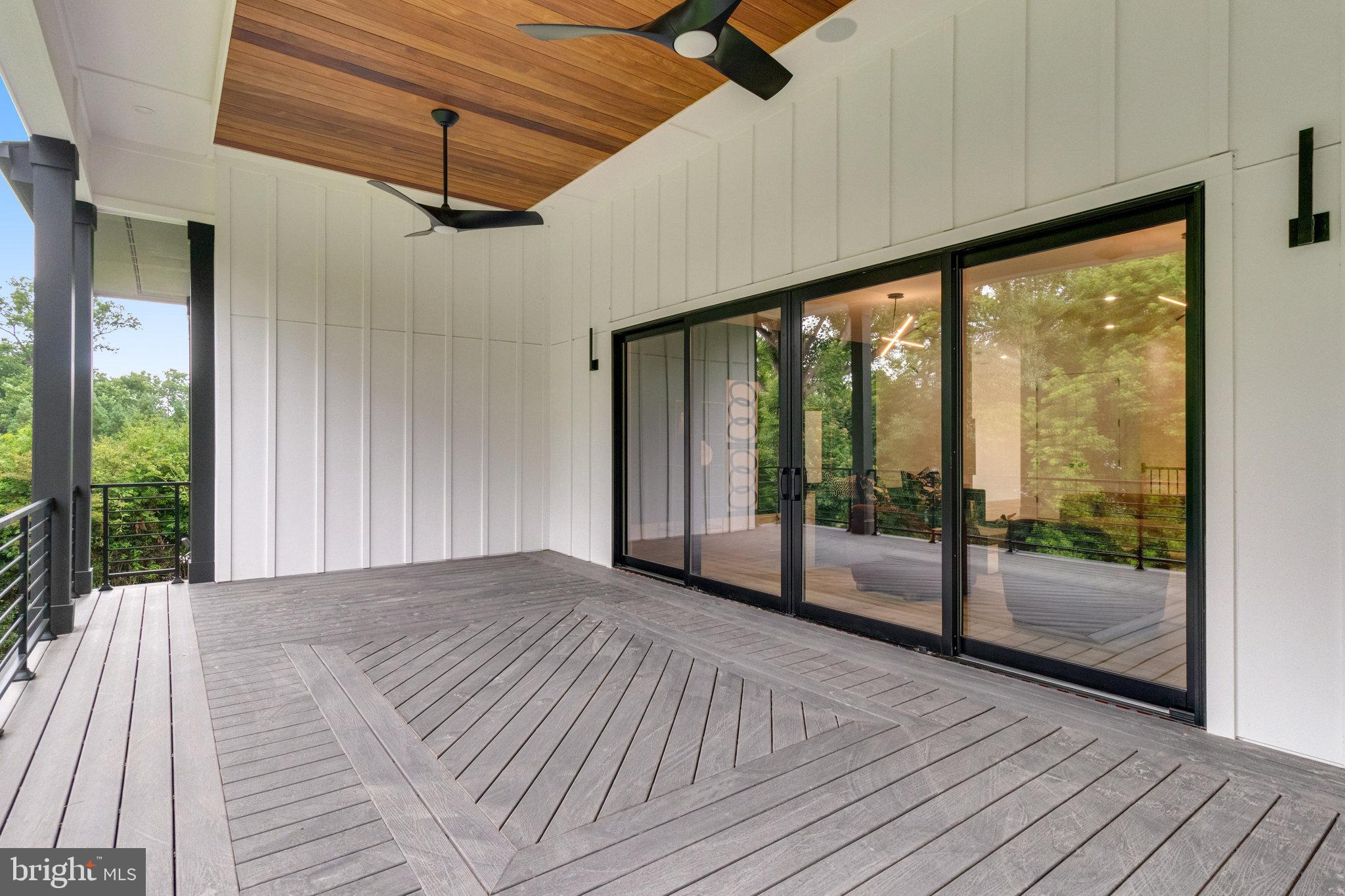 GEORGETOWN PIKE - Residential