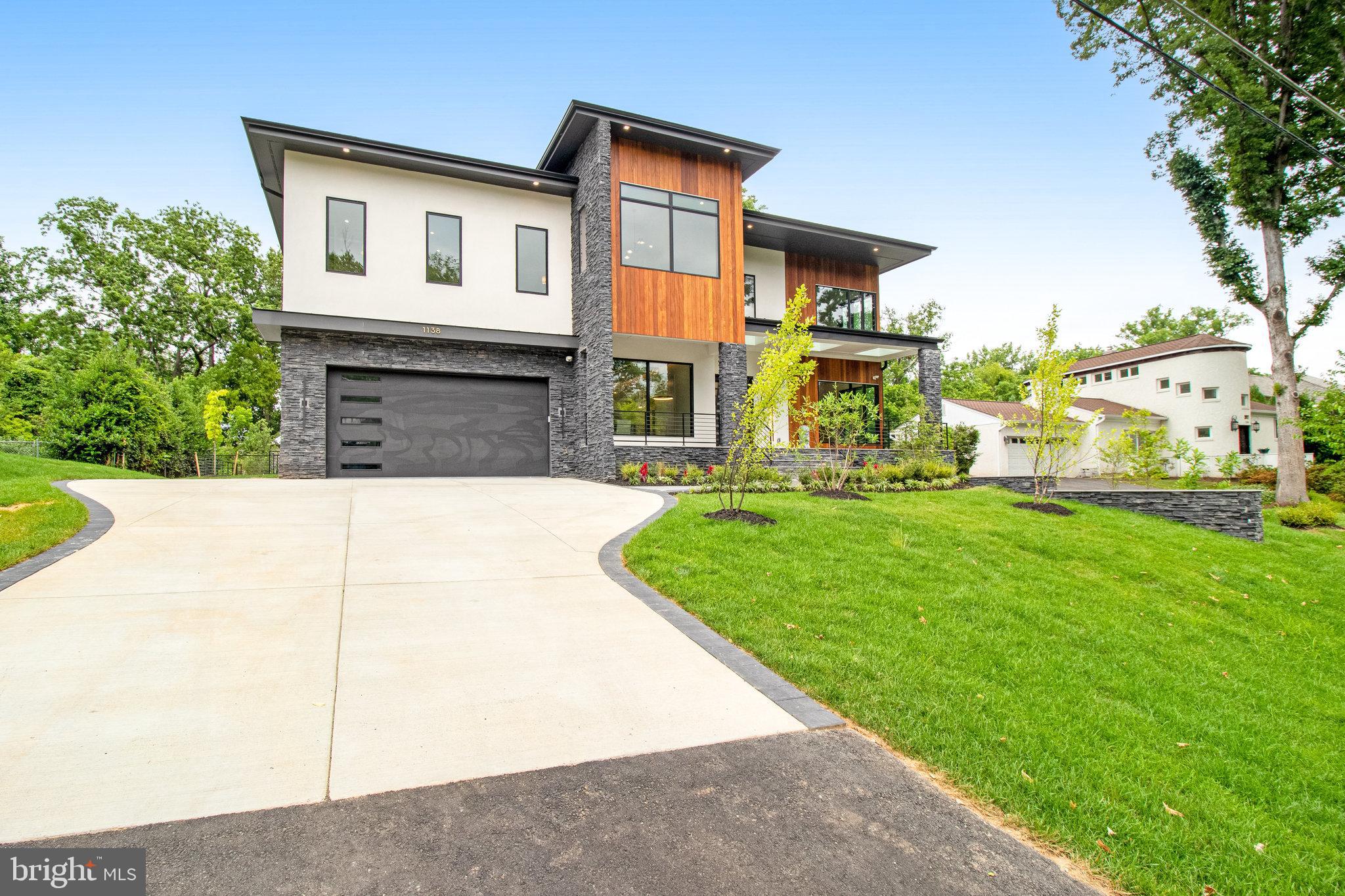 7816 GEORGETOWN PIKE