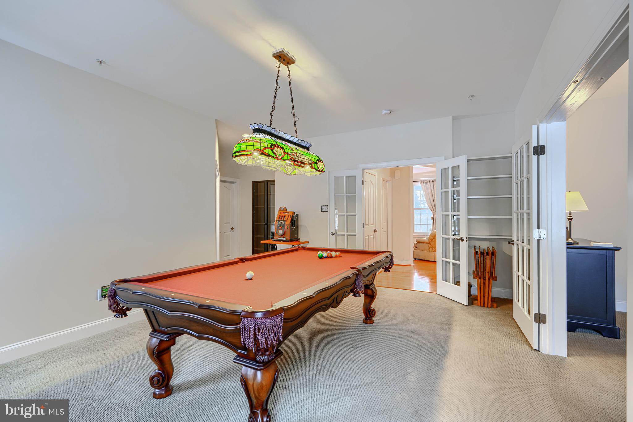 LAKESIDE FARMS - Residential