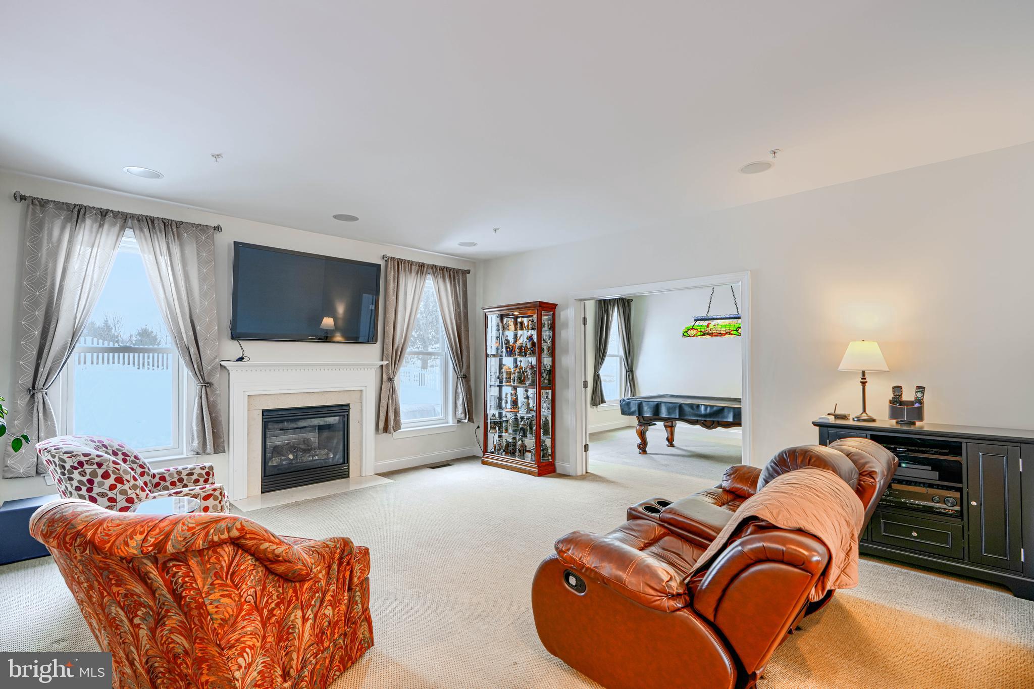 LAKESIDE FARMS - Residential