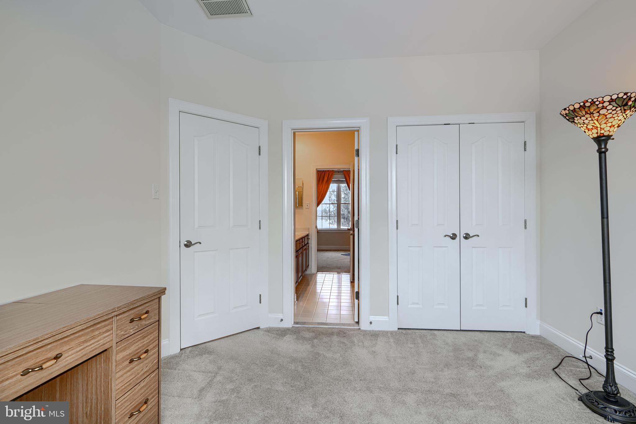 LAKESIDE FARMS - Residential