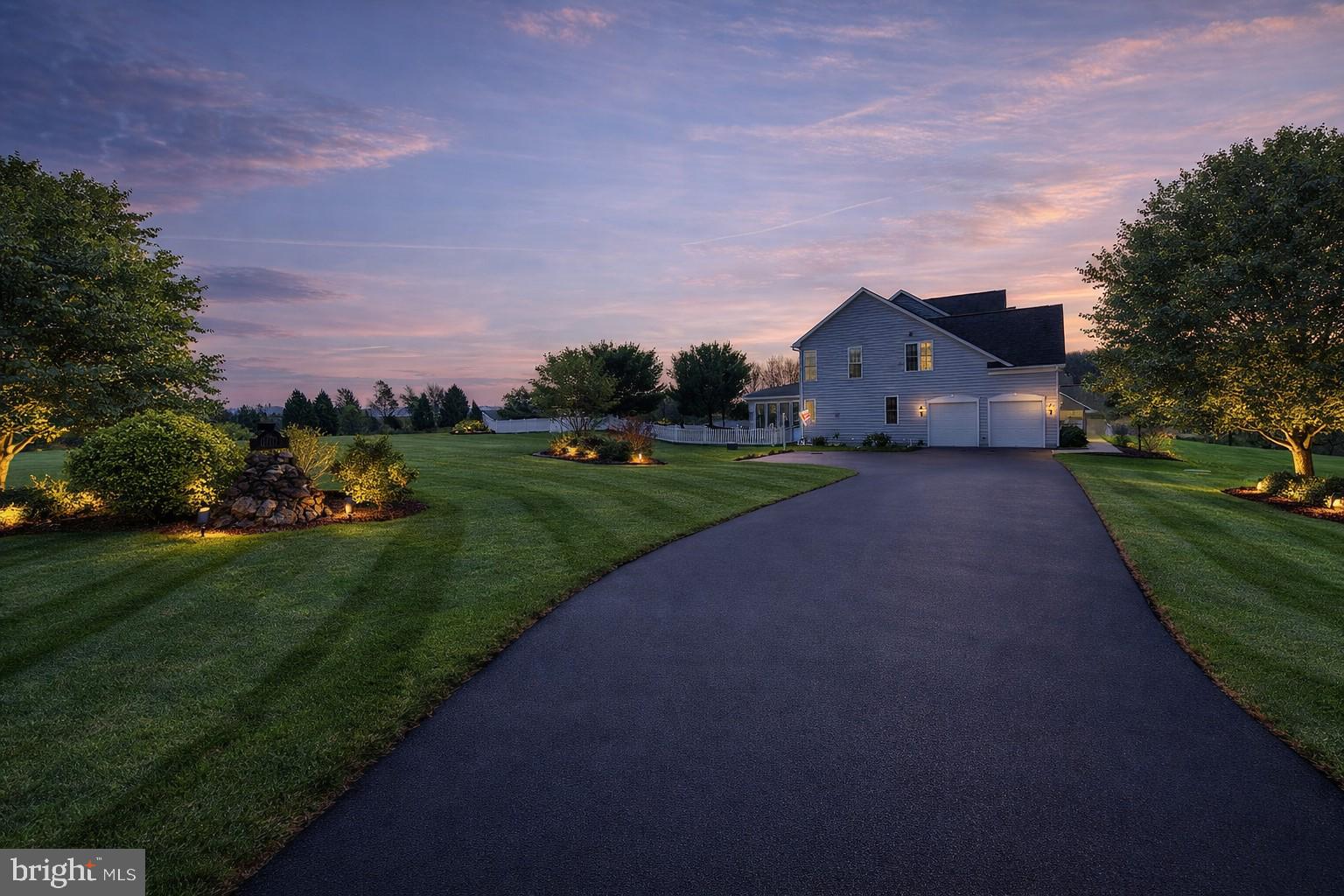 LAKESIDE FARMS - Residential