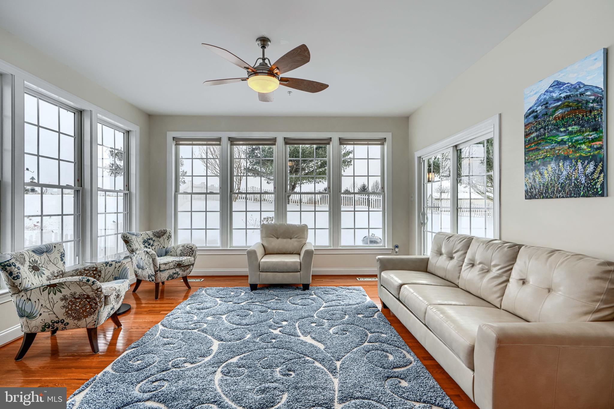 LAKESIDE FARMS - Residential