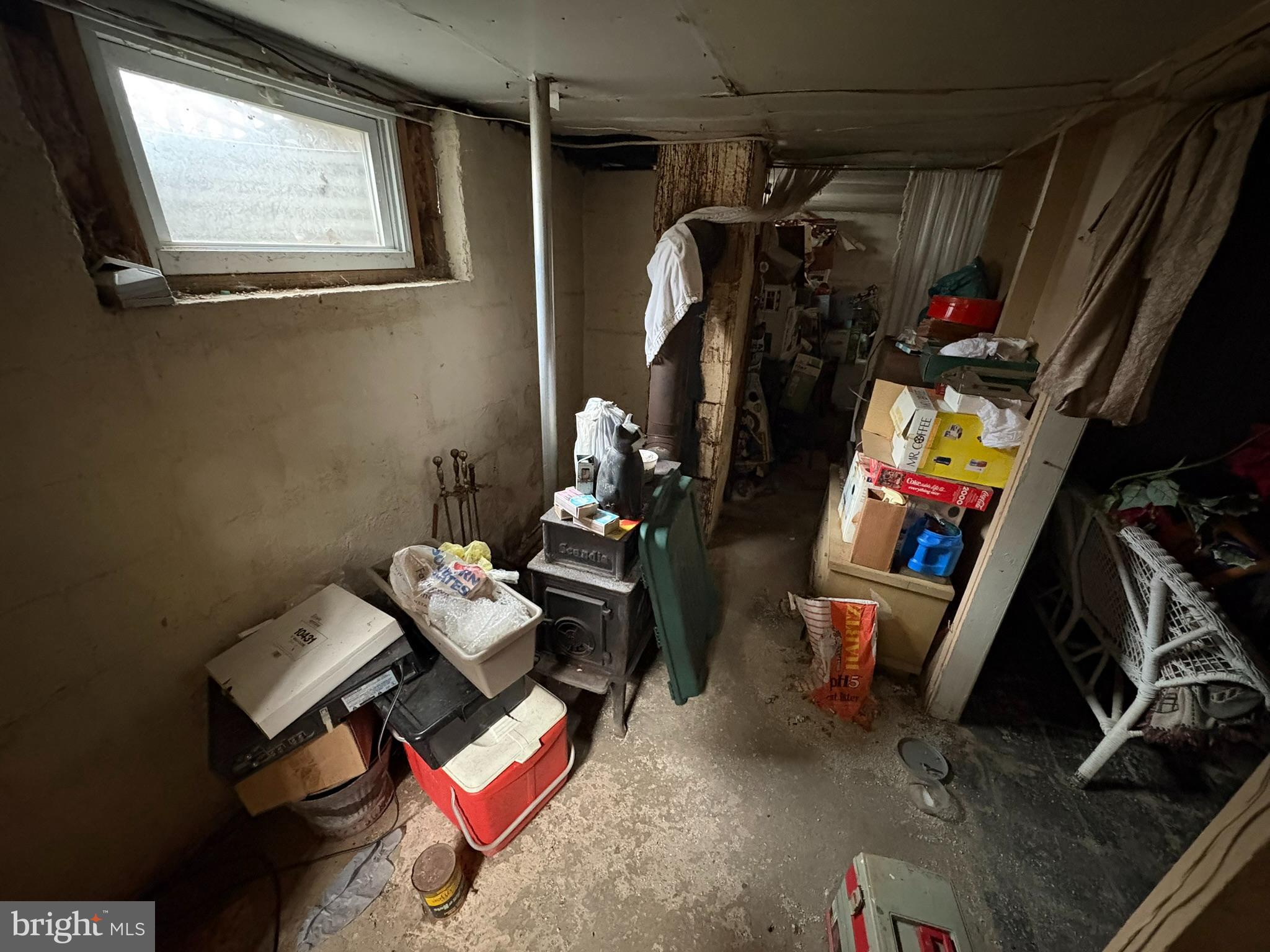 SHORELAND - Residential