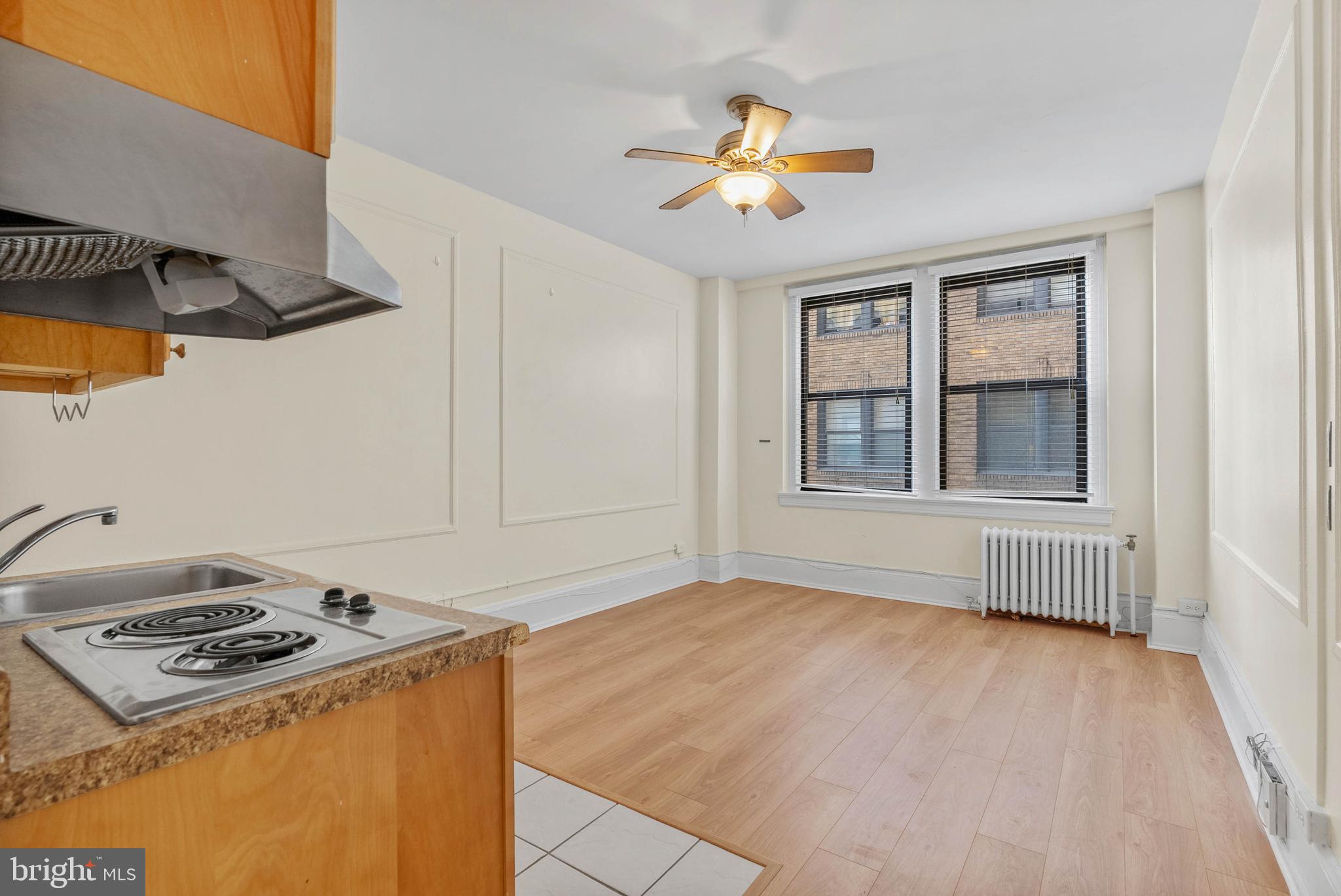1324 LOCUST STREET 1102
