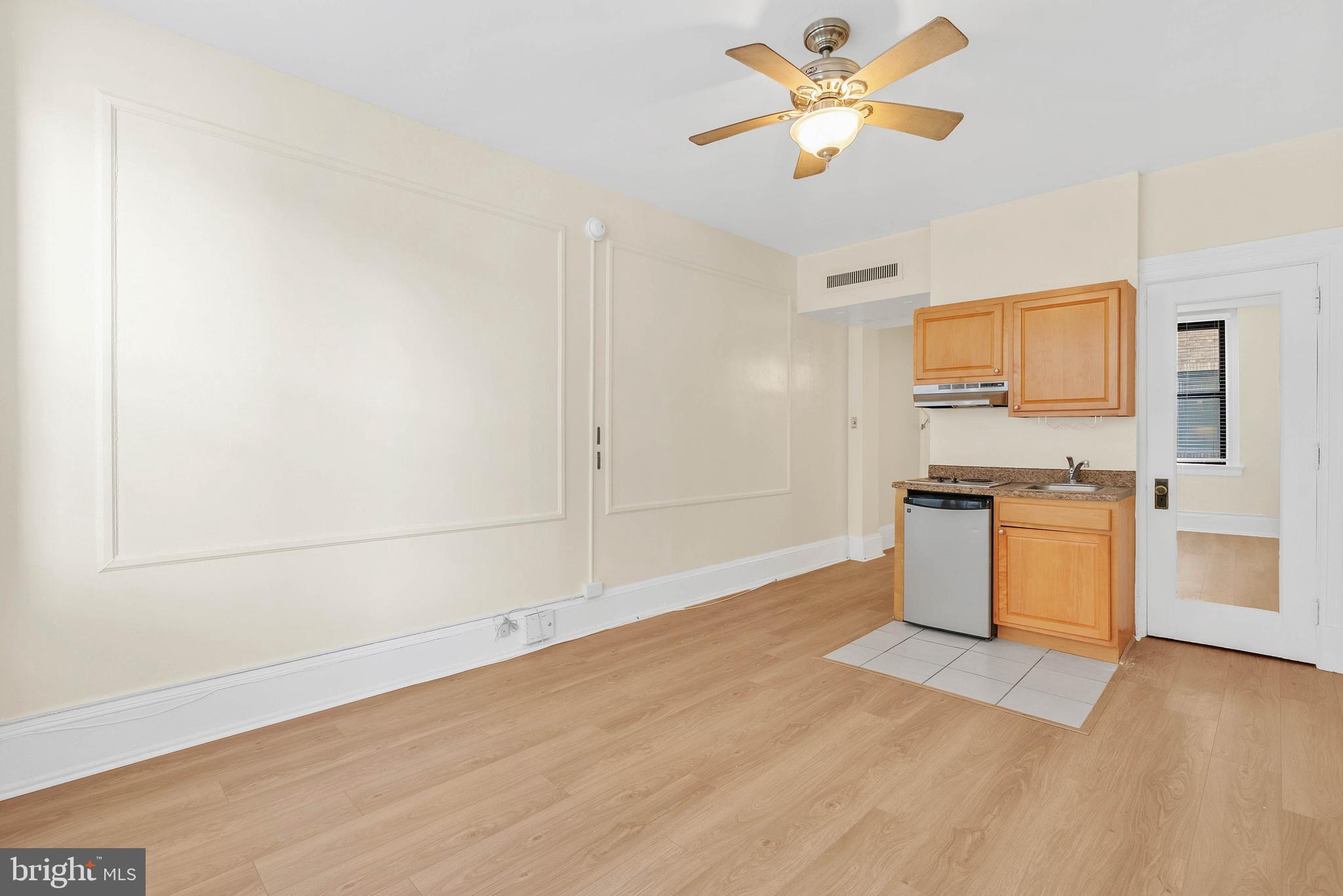 1324 LOCUST STREET 1102