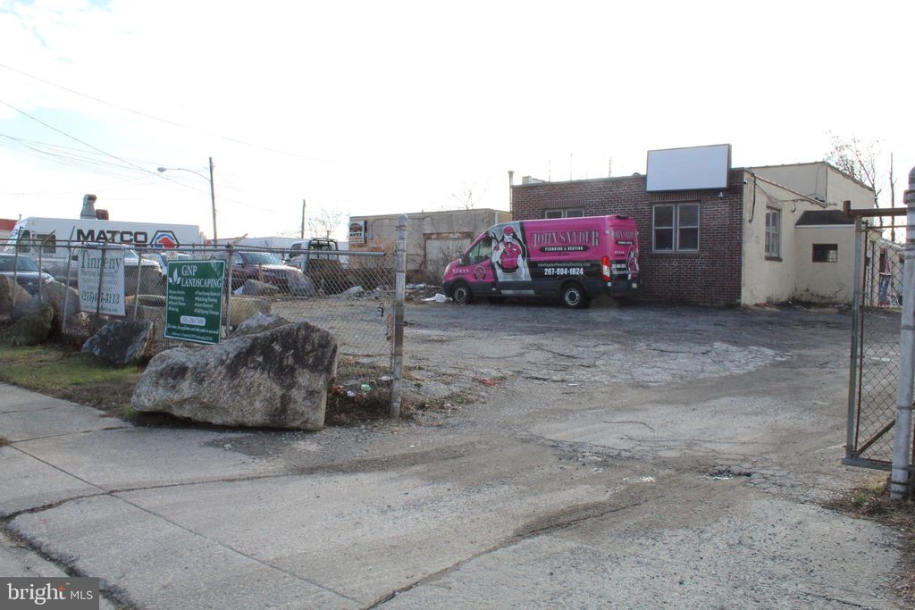 Photo of 5112 Umbria Street, PHILADELPHIA, PA 19128 (MLS # PAPH2569702)