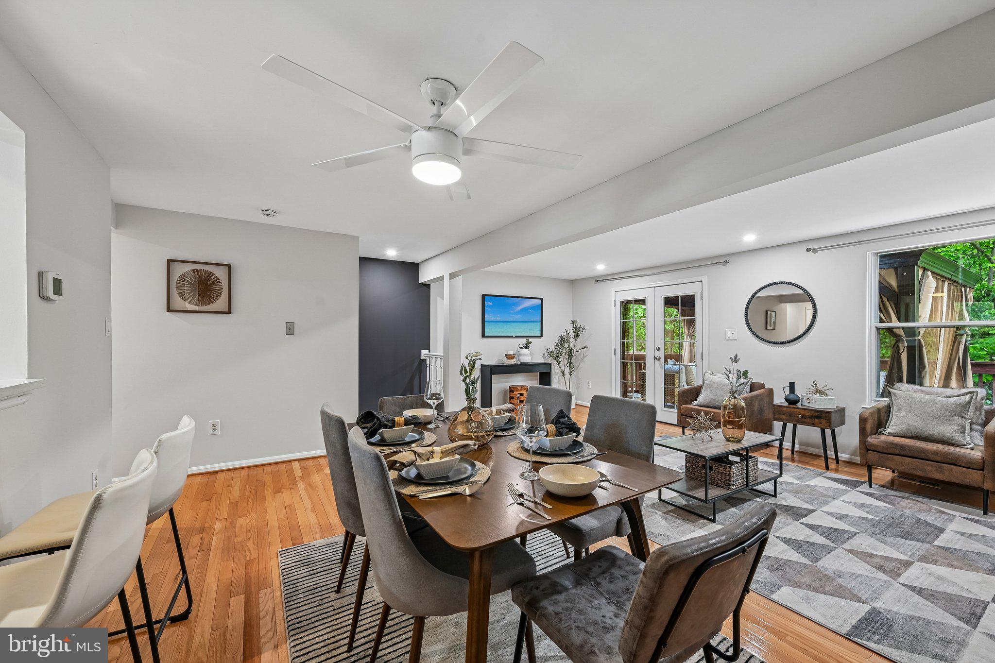 SILVER SPRING CNTRY CLUB - Residential