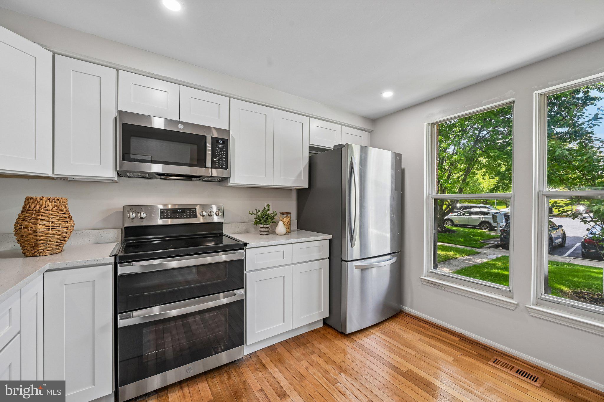 SILVER SPRING CNTRY CLUB - Residential