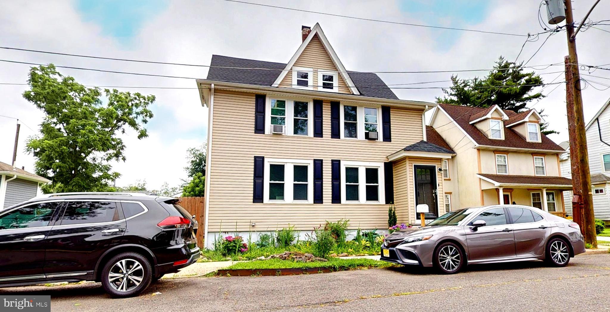 206 CHESTNUT STREET
