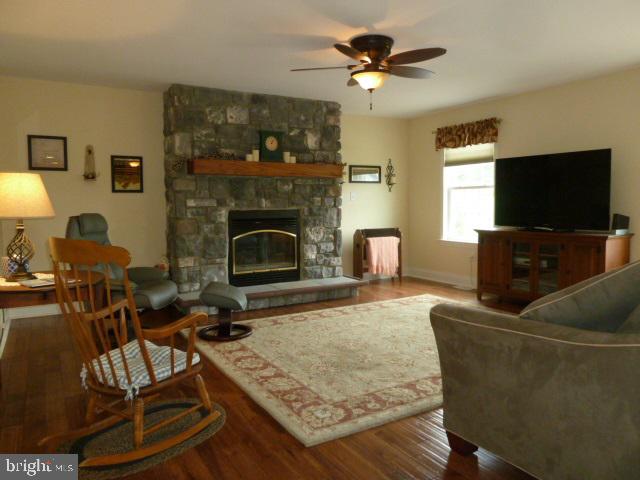 GREYSTONE - Residential