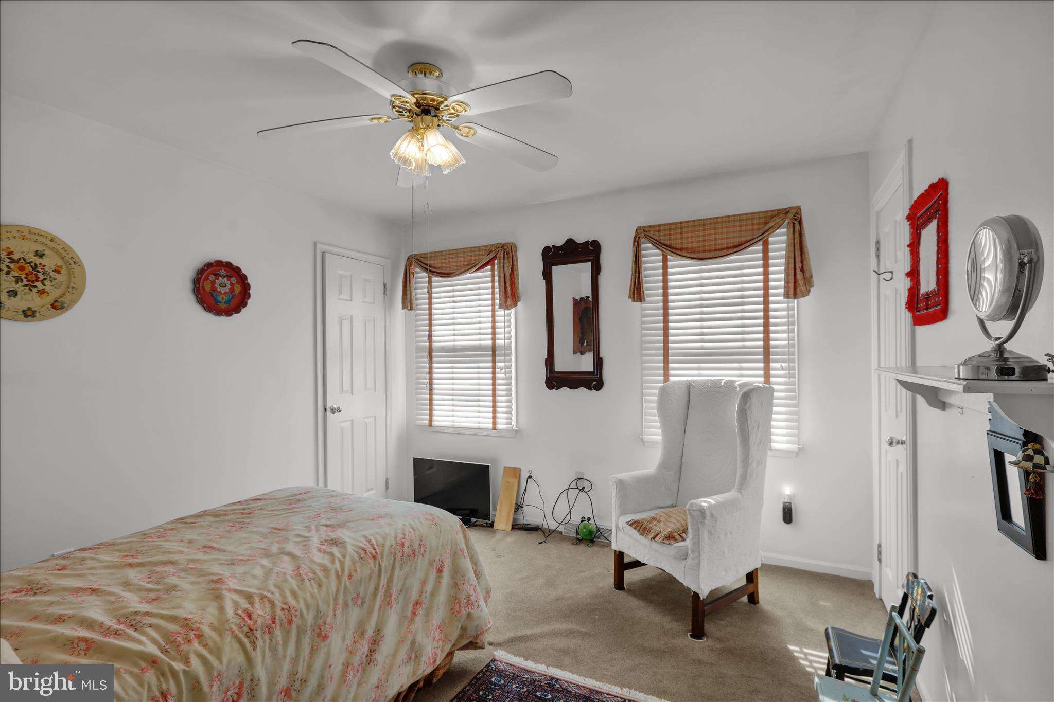 FARMING RIDGE - Residential