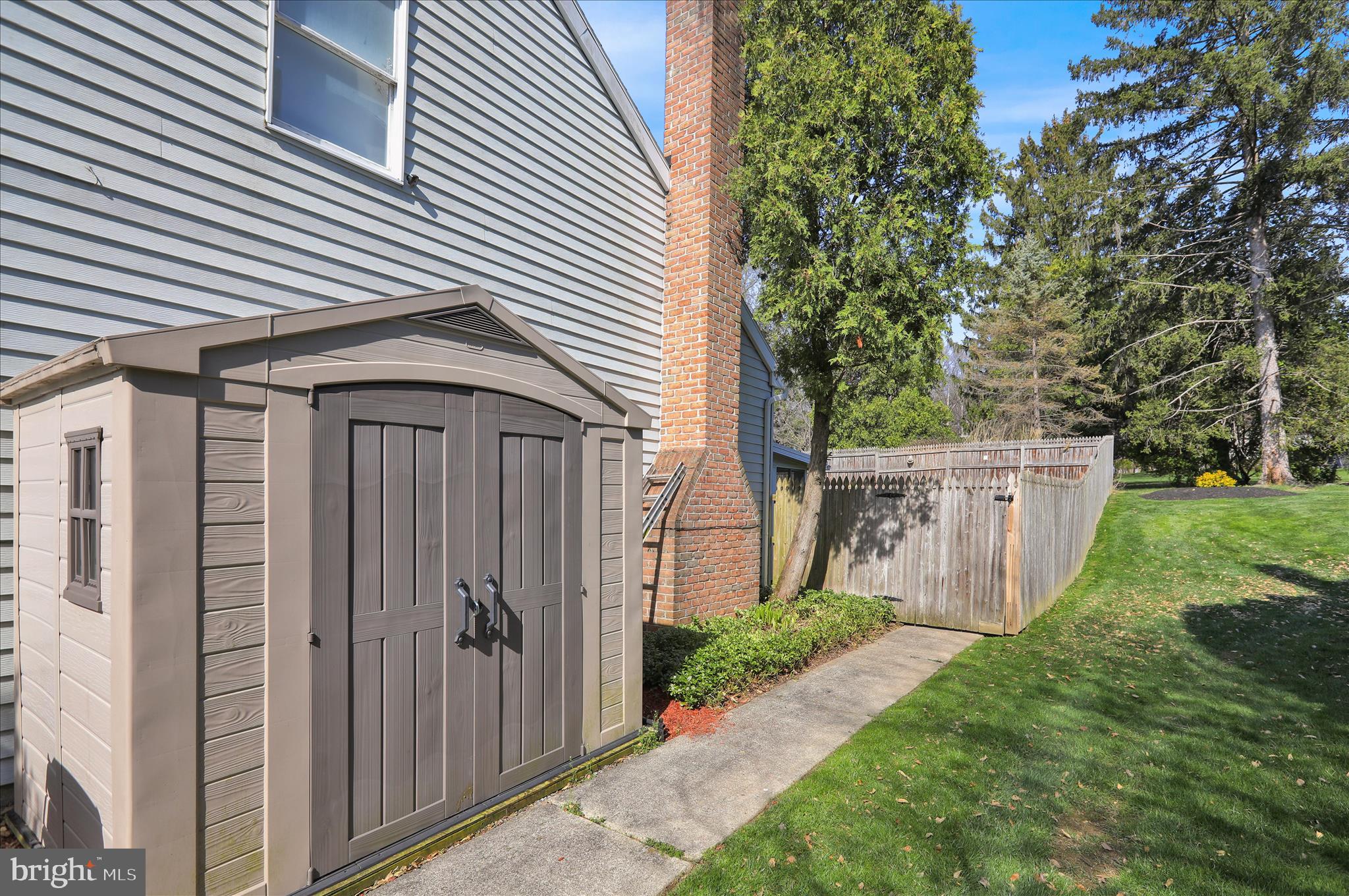 FARMING RIDGE - Residential