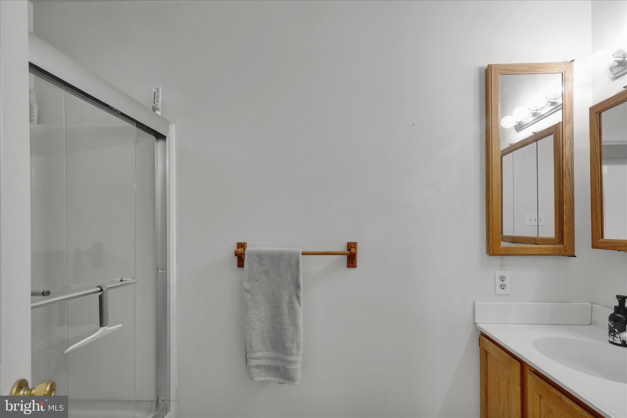 FARMING RIDGE - Residential