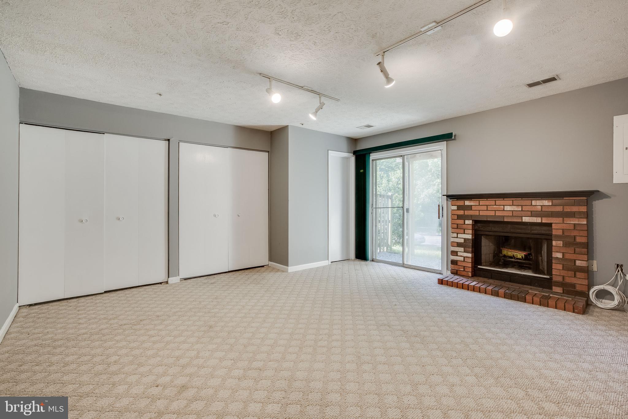 GLEN ORA PLAT FIFTEEN - Residential