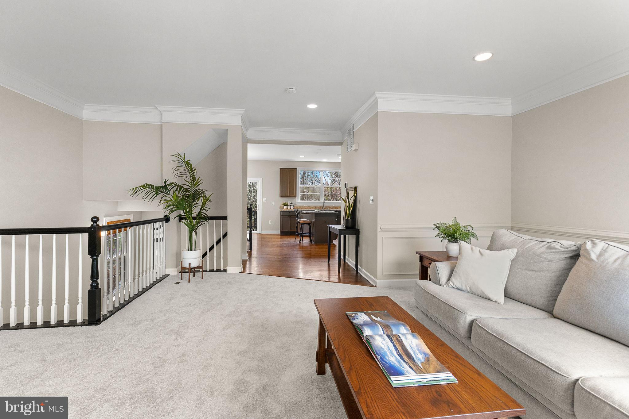 RIVERSIDE STATION - Residential