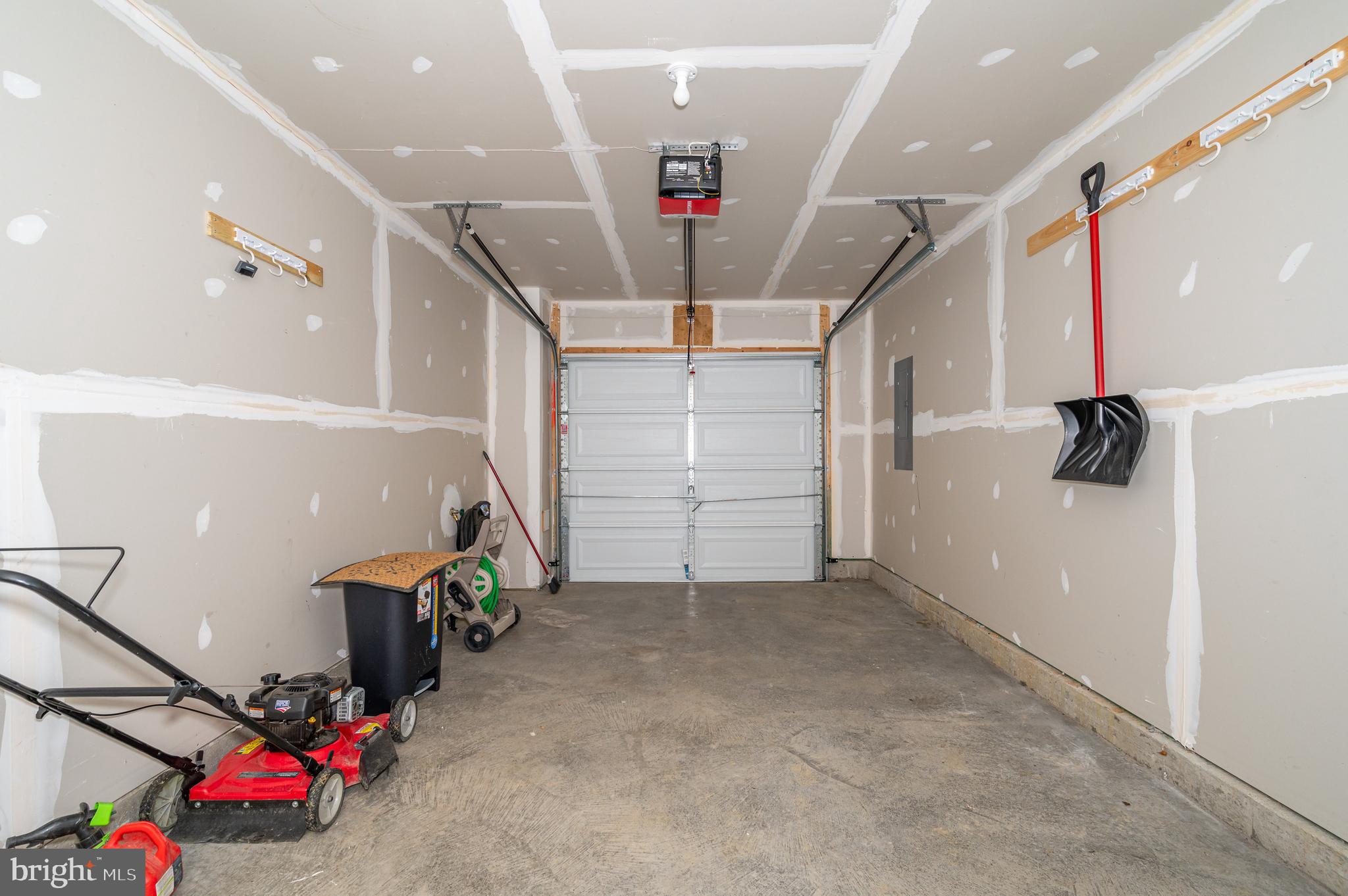 BERKELEY RIDGE - Residential