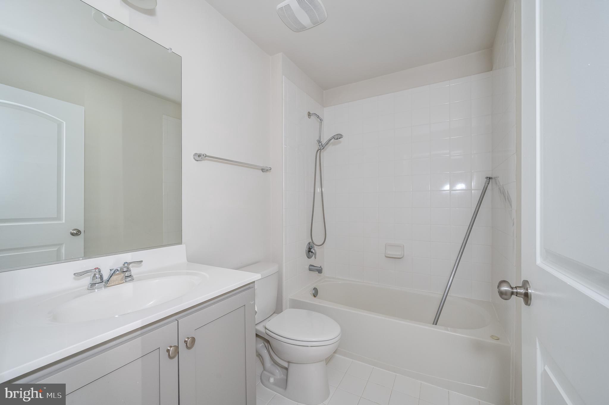 BERKELEY RIDGE - Residential