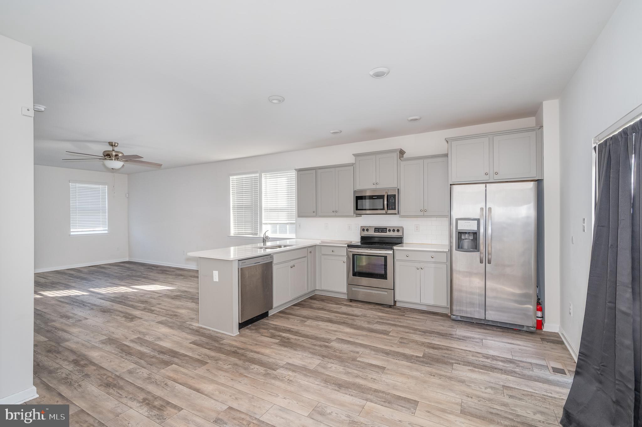 BERKELEY RIDGE - Residential