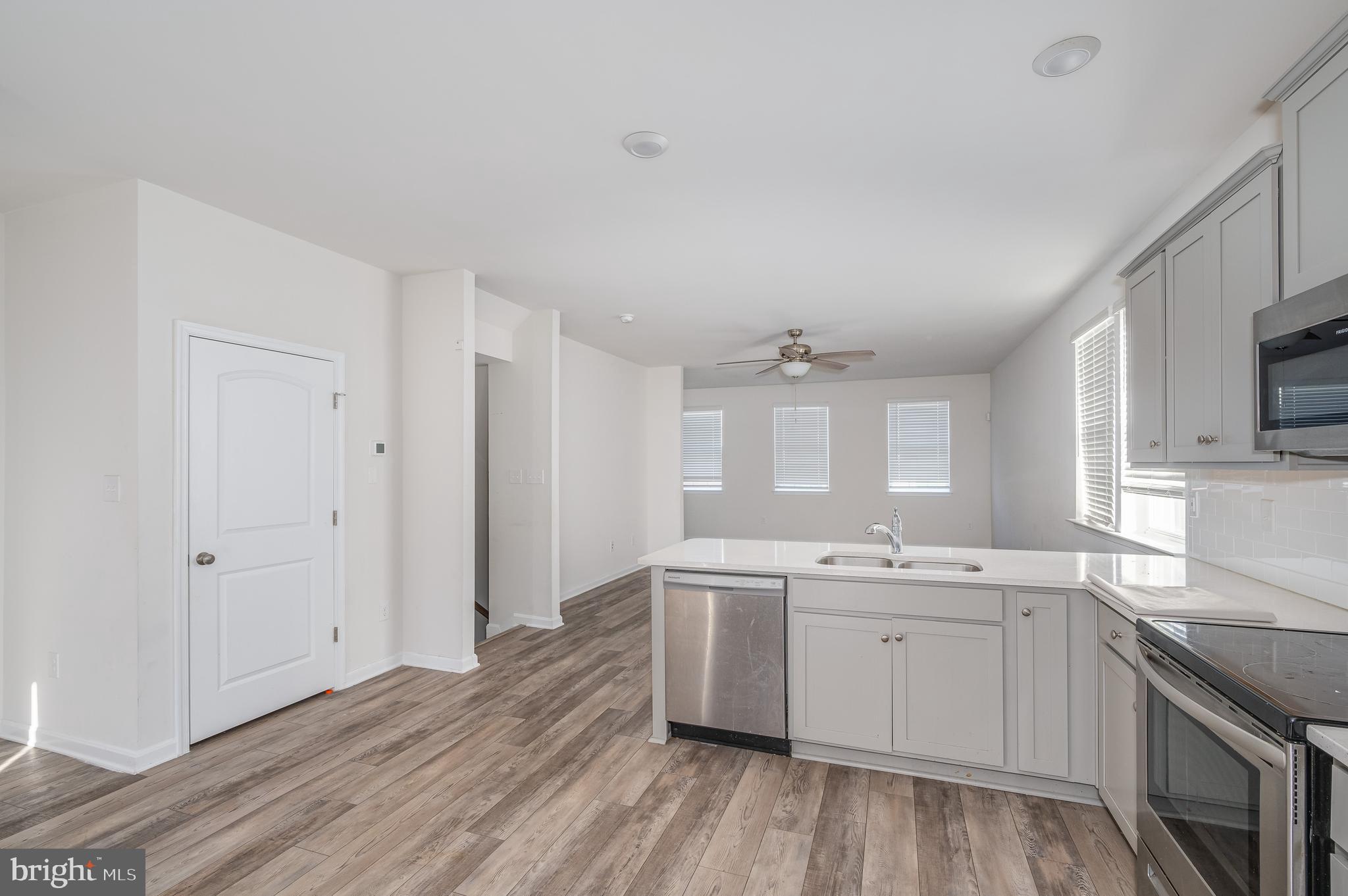 BERKELEY RIDGE - Residential