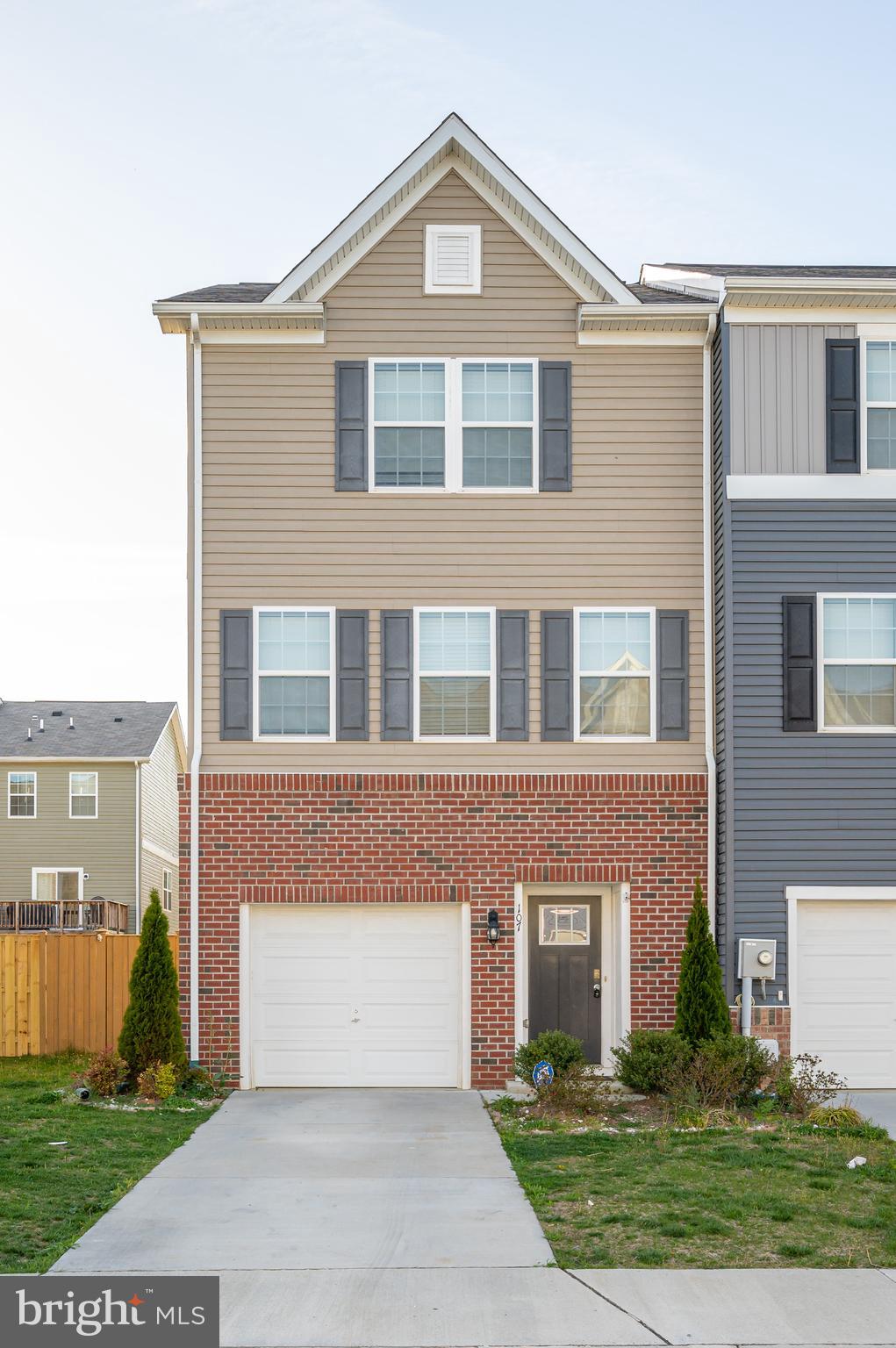 BERKELEY RIDGE - Residential